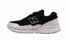 Seamless Upper Construction Non Marking Soles 530 "Suede - Blk/Wht"