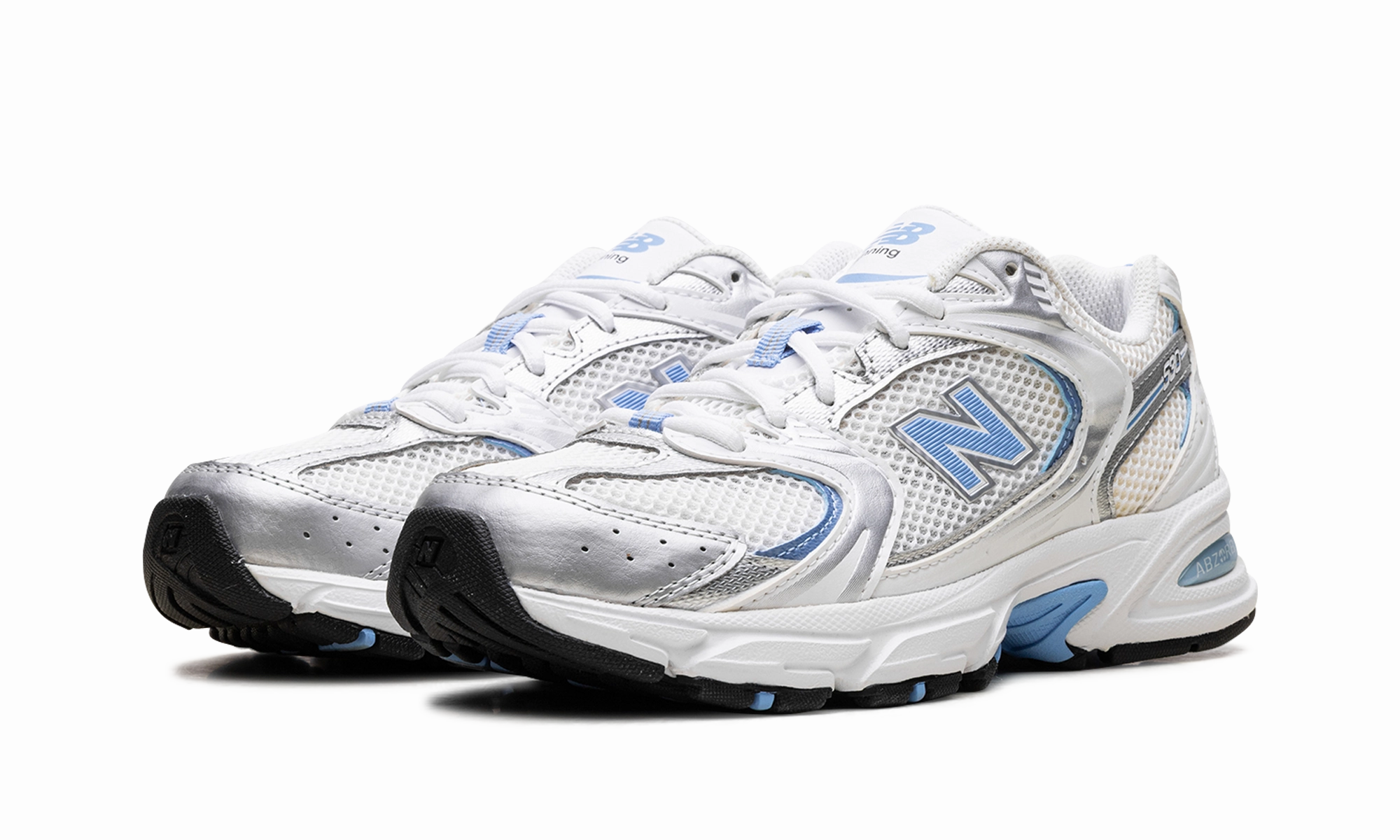 Everyday Activity 530 "White Carolina Blue"