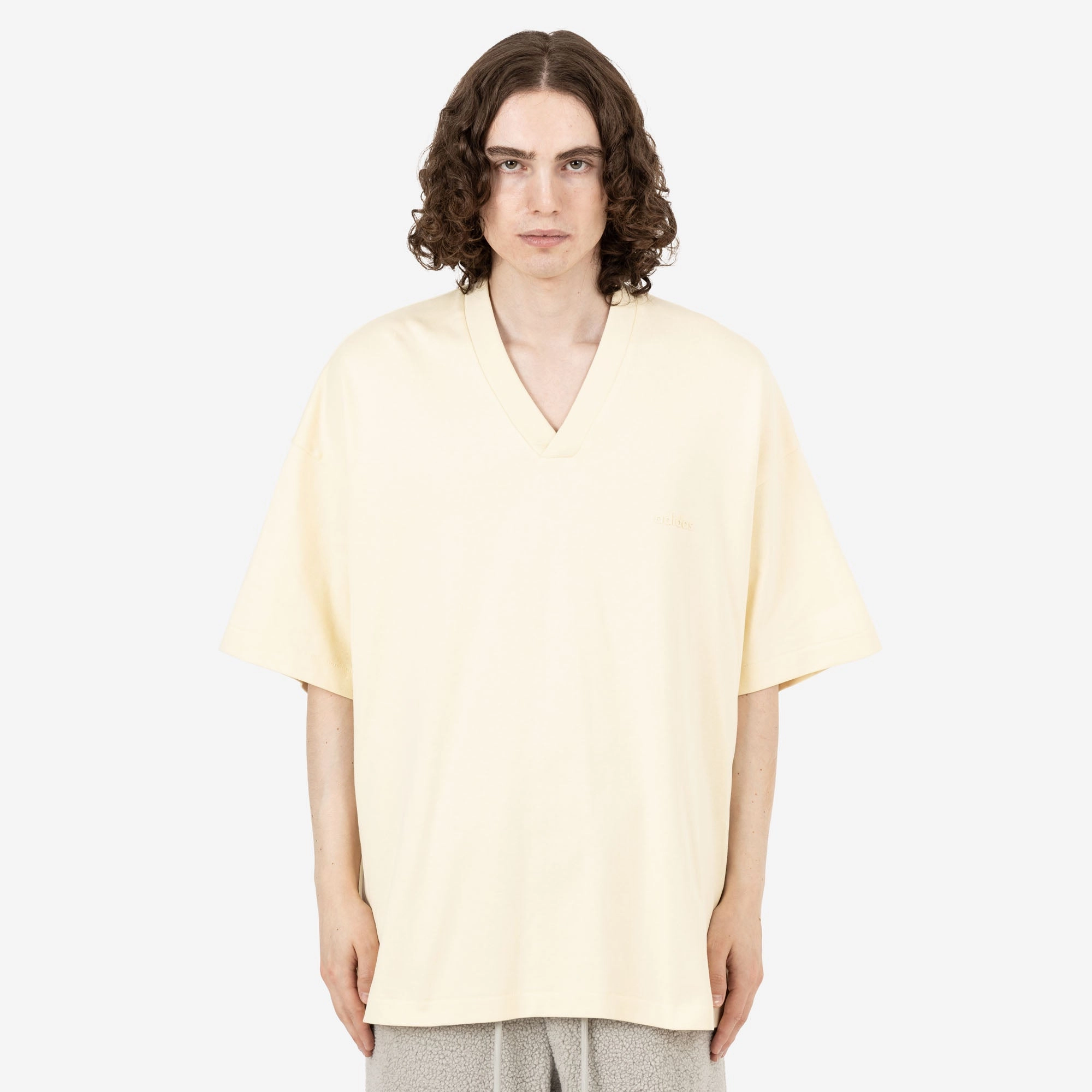 adidas X Fear Of God Athletics V Neck Tee Pale / Yellow museum event