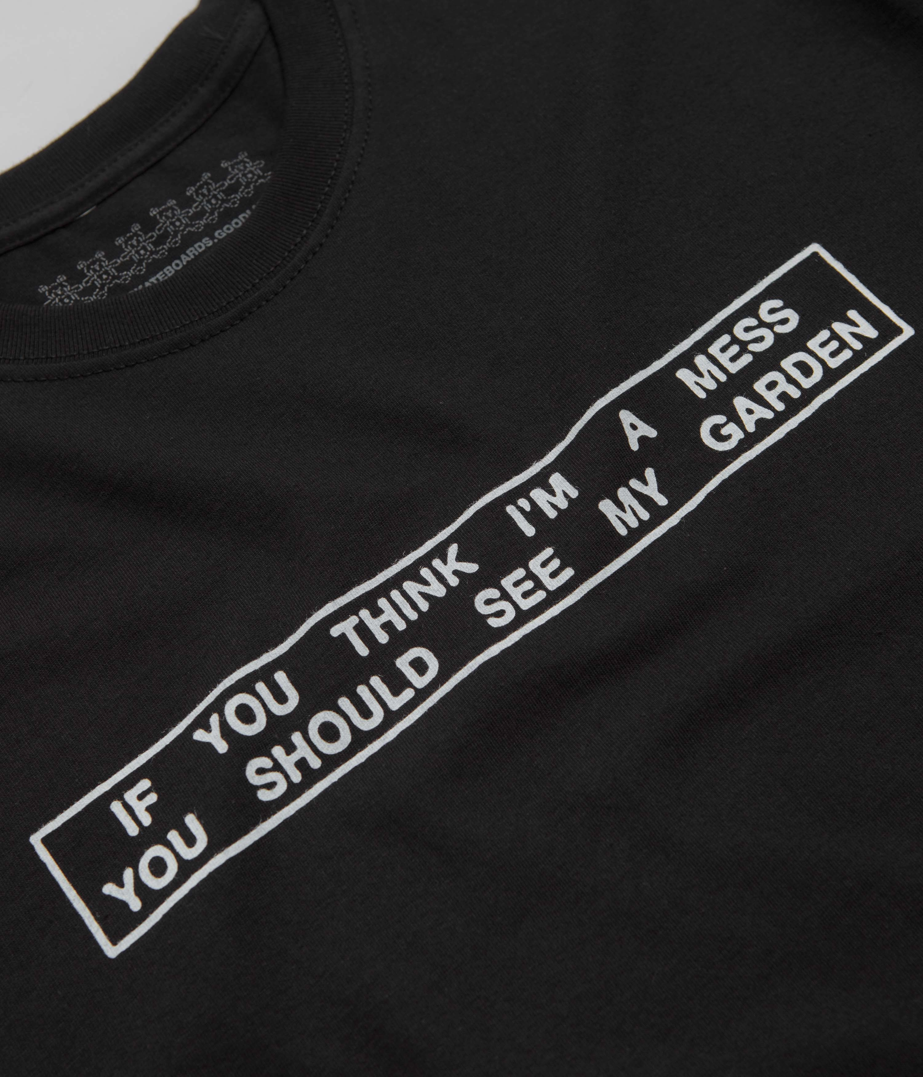theater venue Garden Mess T-Shirt - Black
