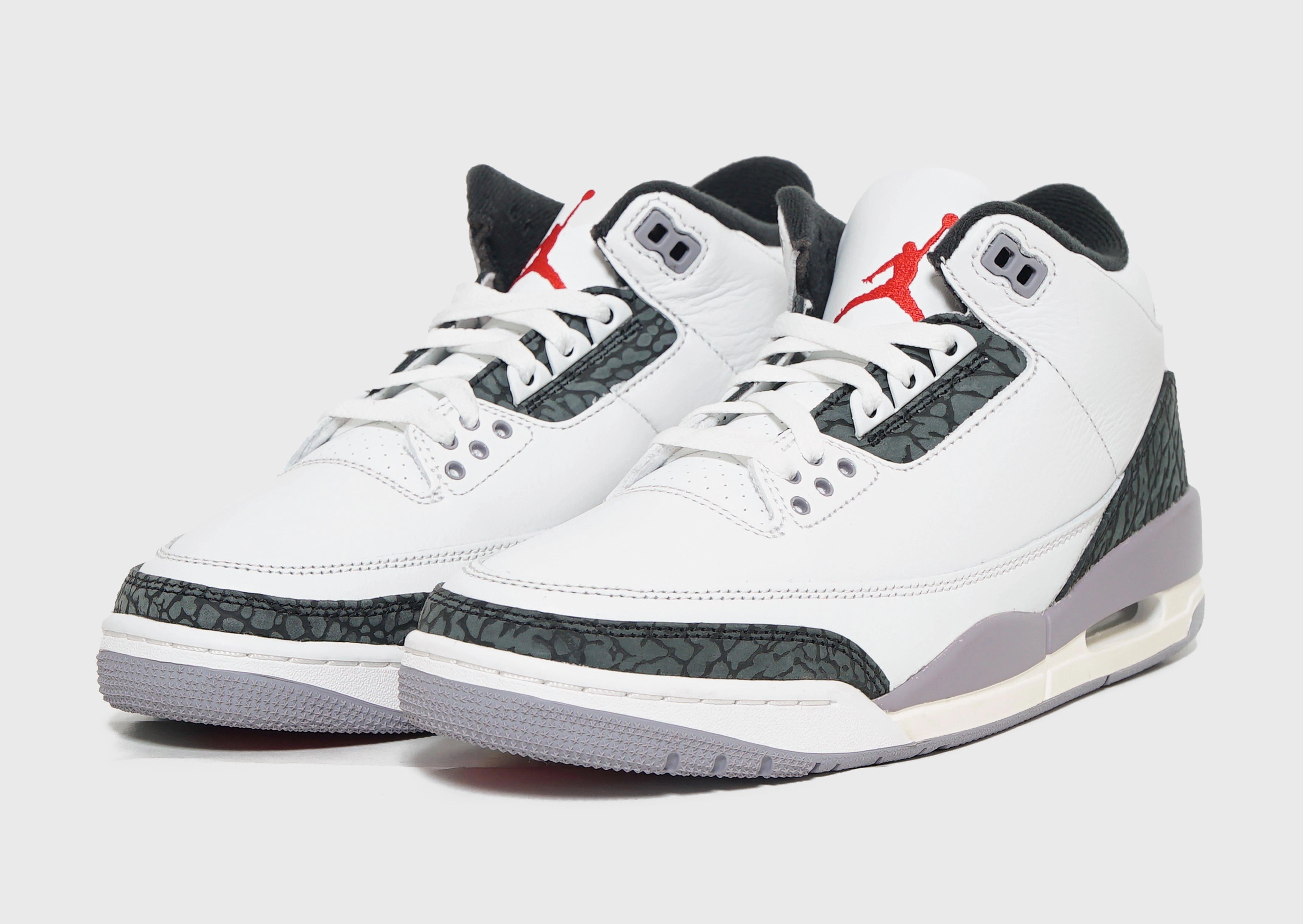 Air Jordan 3 Retro "Cement Grey" Adaptive Heel Cradle