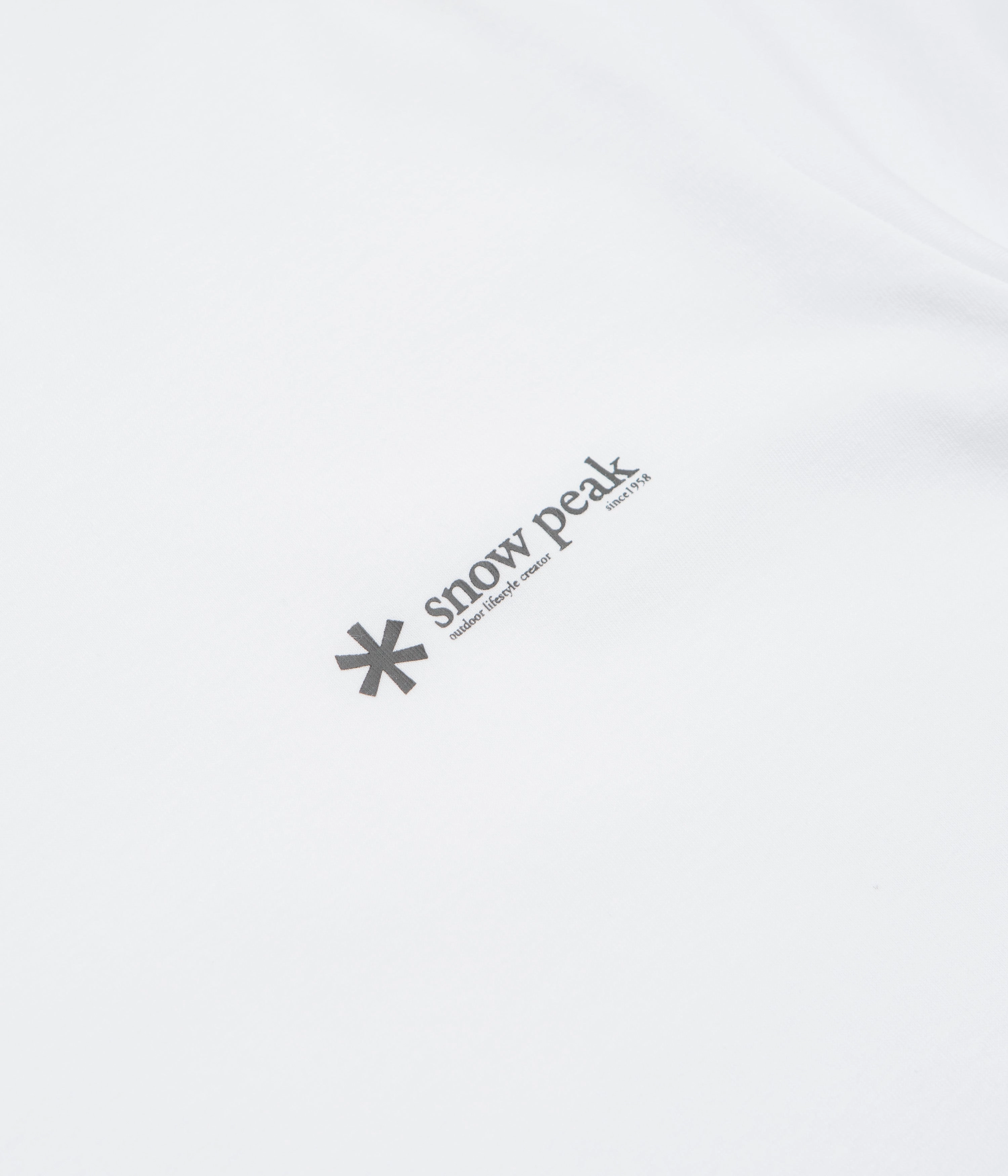 Snow Peak Chest Logo T-Shirt - White fashionability pocket