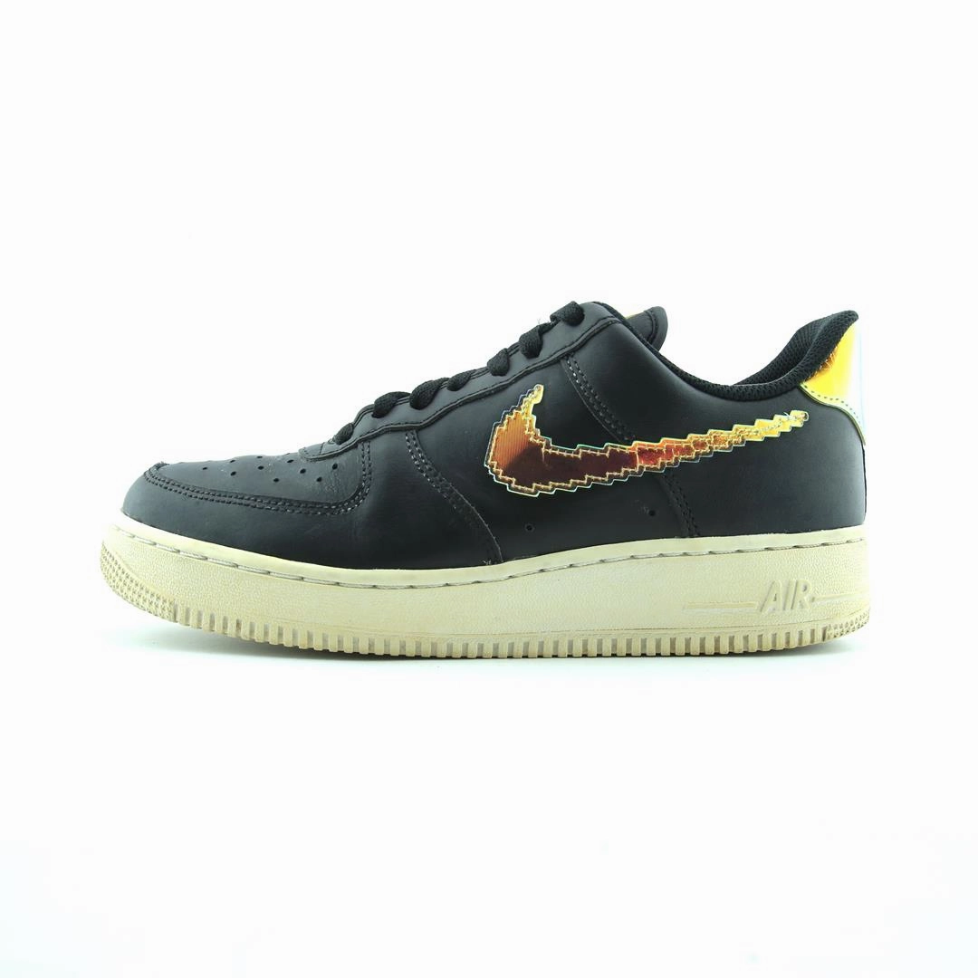 Wide fit NIKE AIR FORCE 1 LOW '07 LV8
