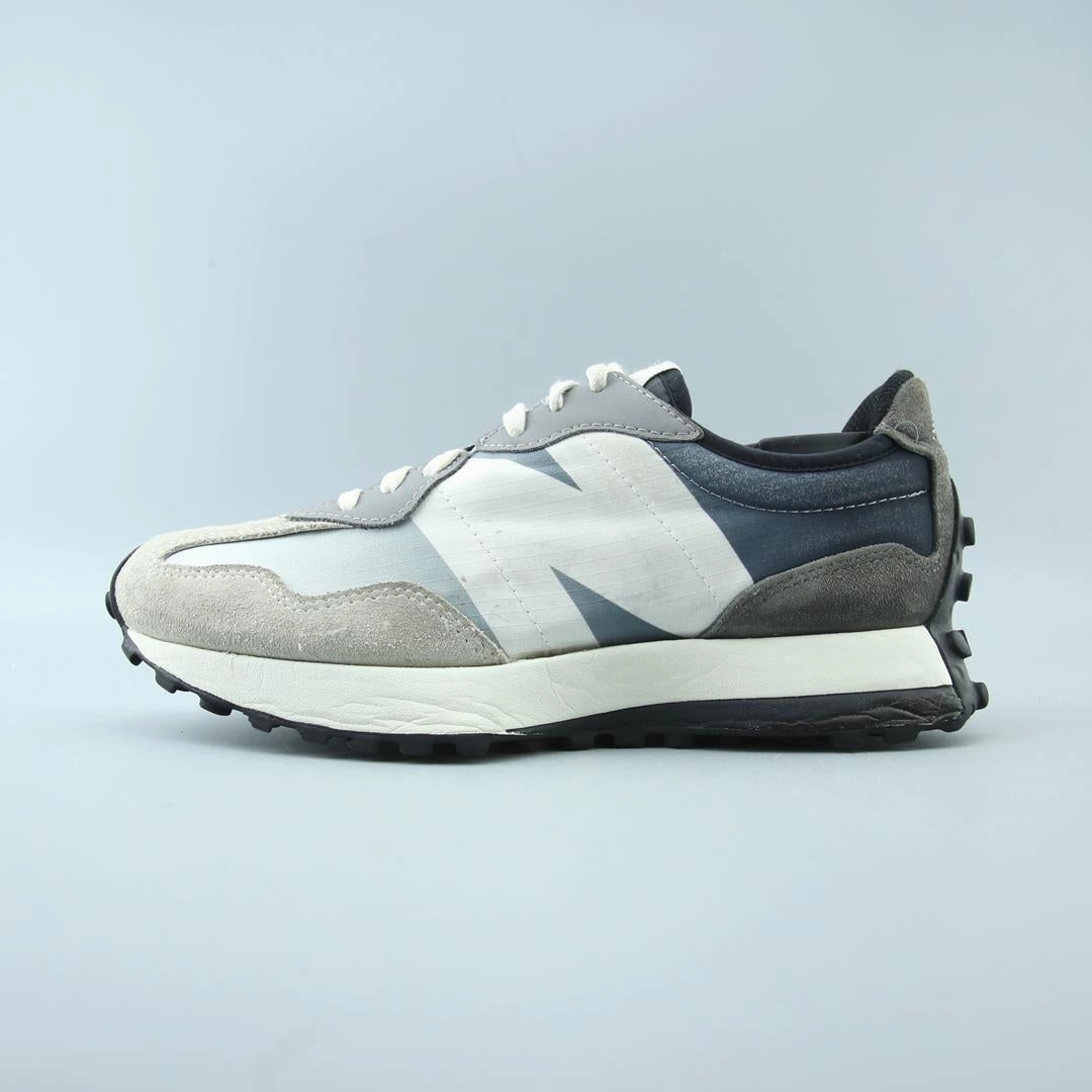 NEW BALANCE 327V1 Trend Focused