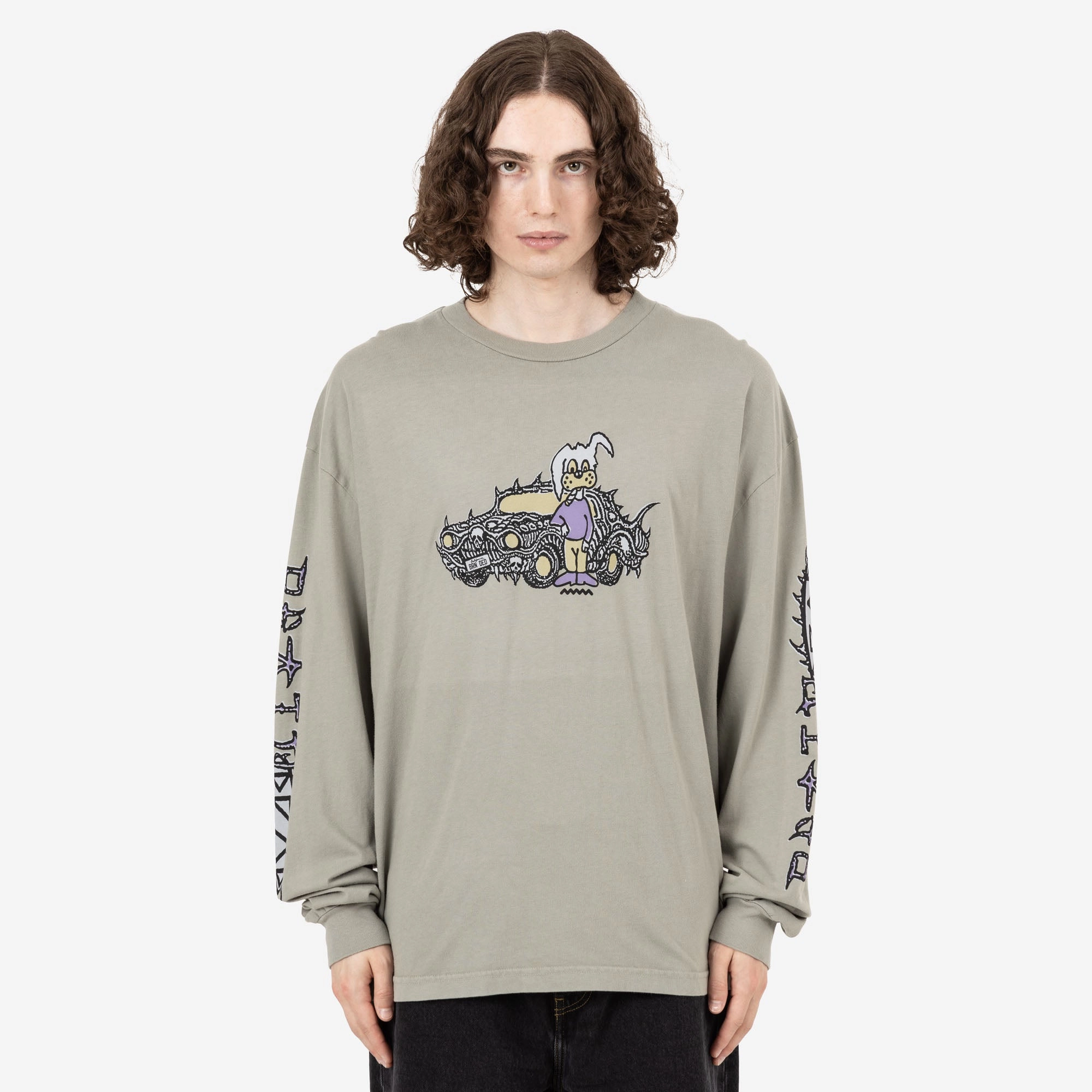 Brain Dead Bio Dog Long Sleeve T-shirt / Seagrass theme park venue