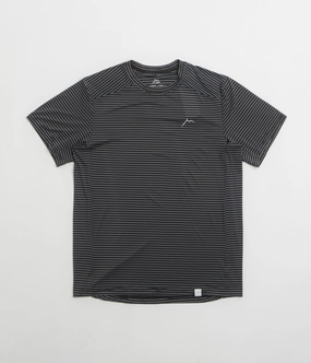 poncho silhouette Cayl Stripe Logo T-Shirt - Black