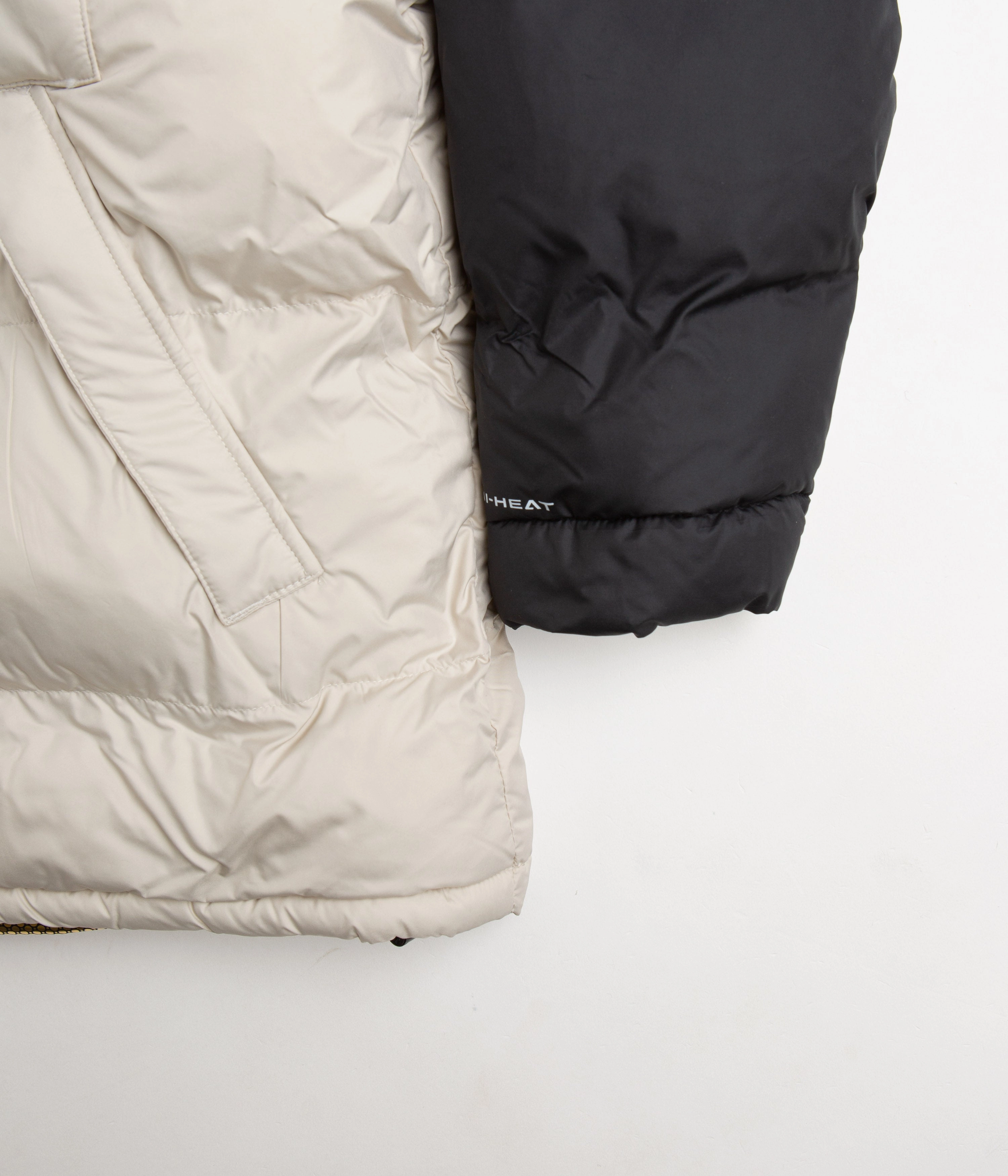 Columbia Ballistic Ridge Oversized Puffer Jacket - Dark Stone / Black Taped Edges