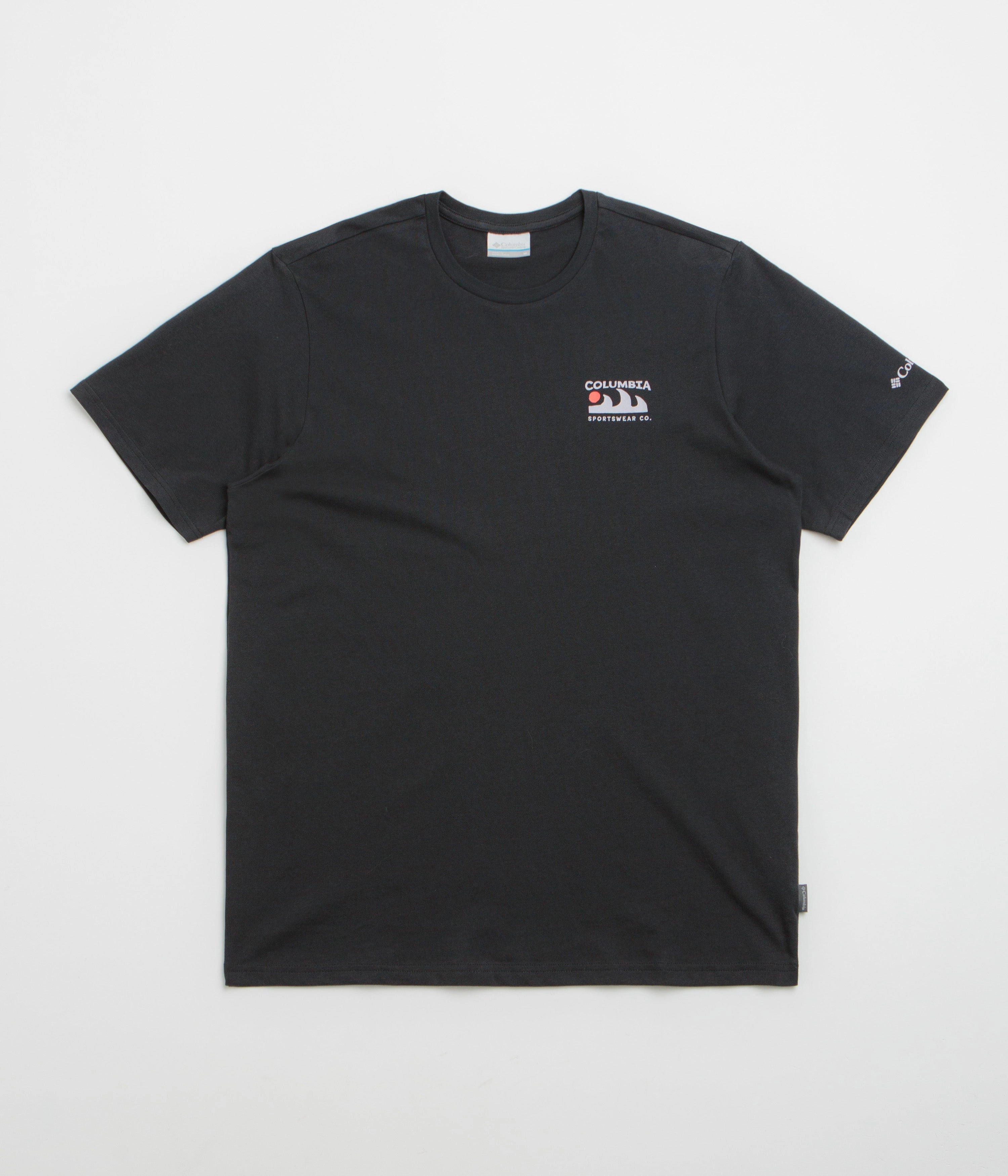 subtle hem Columbia Explorers Canyon Back T-Shirt - Black / Peaks and Waves