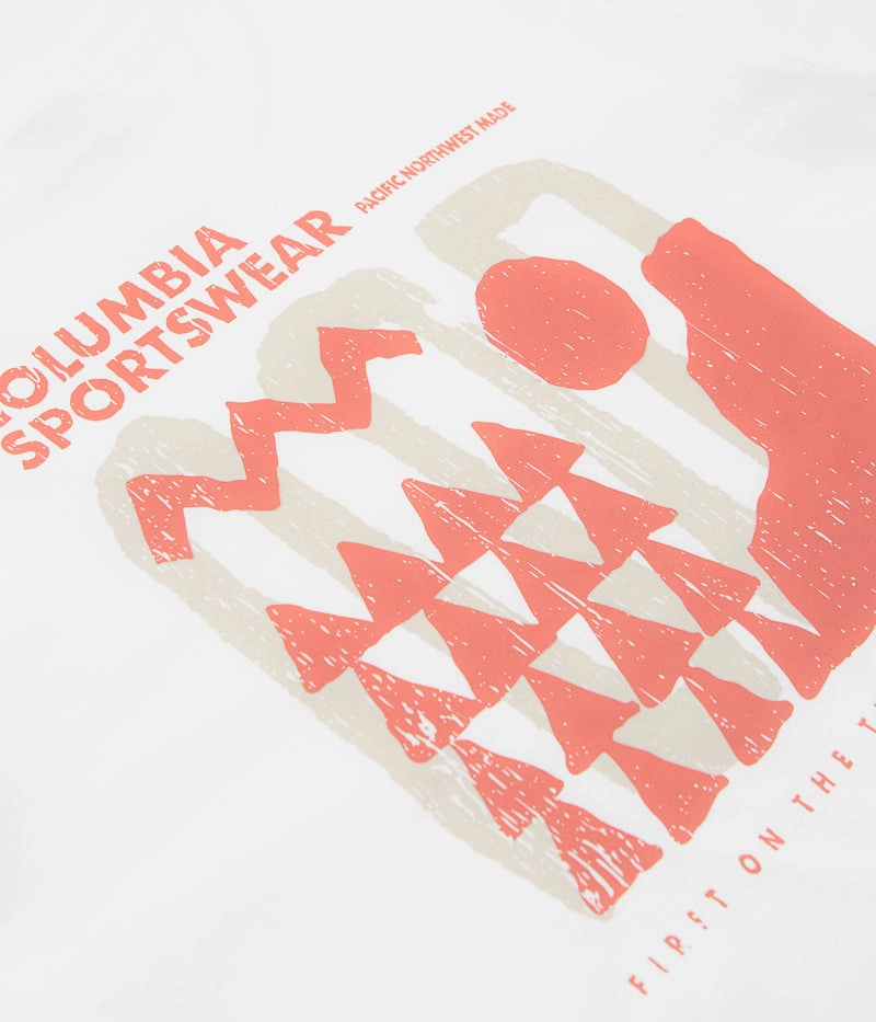 Columbia Explorers Canyon Back T-Shirt - White / Explore Outdoors graphic hem Quiet neighborhood