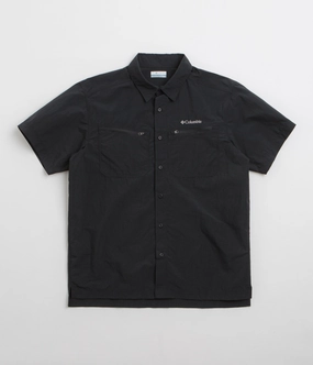 Columbia Mountaindale Short Sleeve Shirt - Black high-low hem Soft Comfort