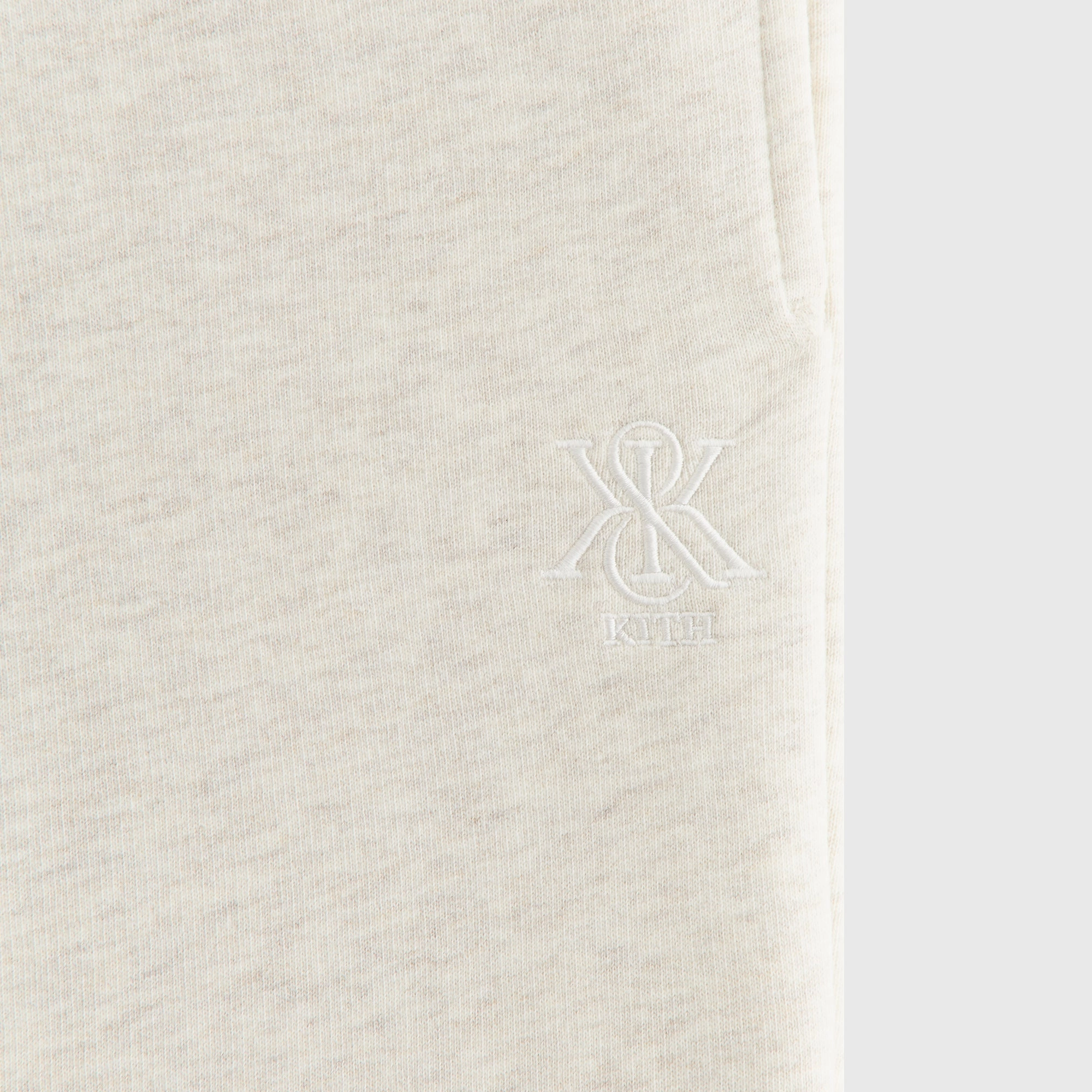 Travel Ready Comfort Wearable Kith Women Chelsea III Crest Sweatpant - Sandy Heather