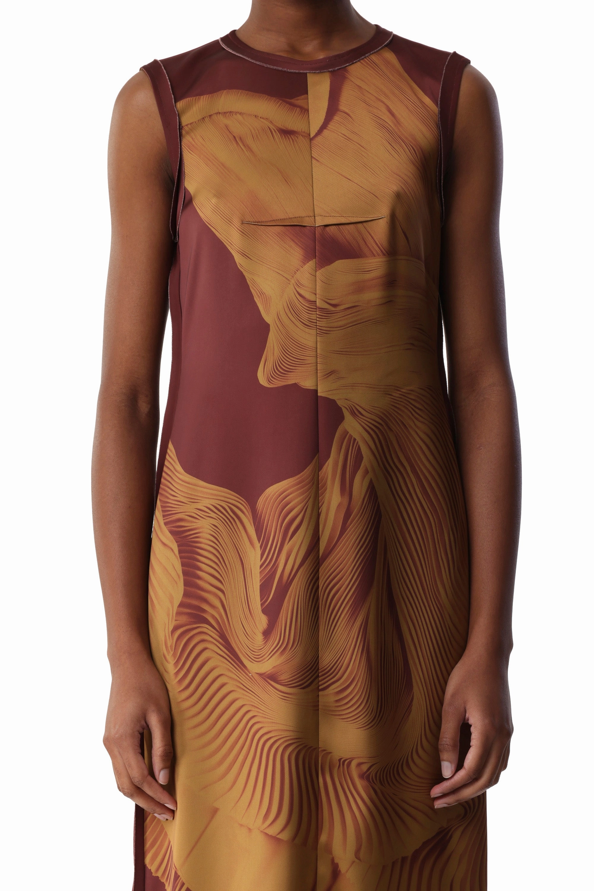 light layering Simple Flow DANCING PLEAT DOUBLE-FACE SATIN SHEATH DRESS