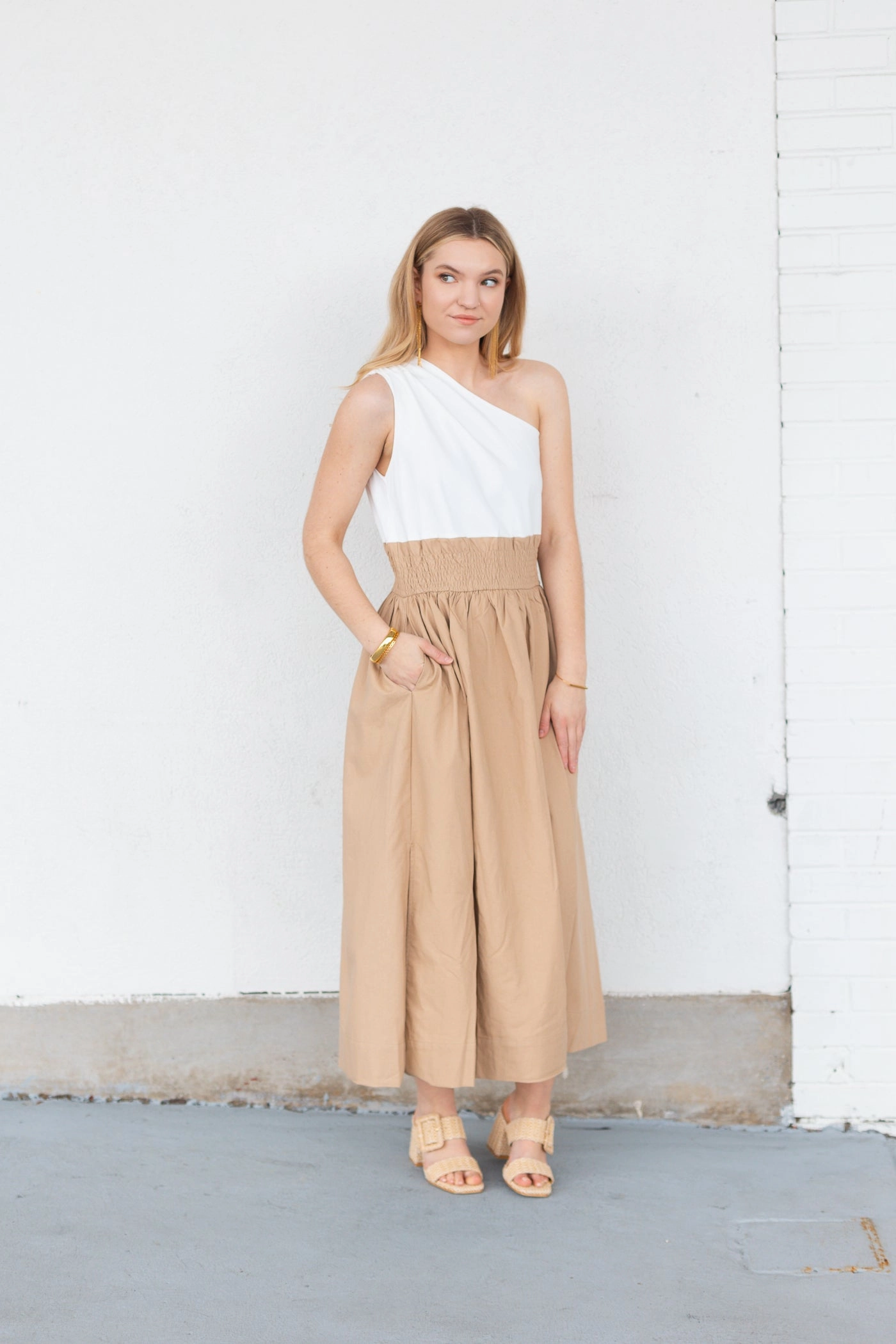 Relaxed Look DELLA DRESS