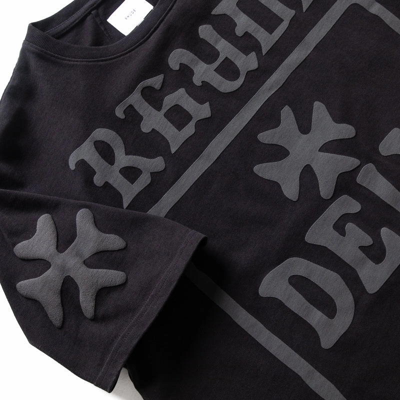 Minimalist Pocket Placement camping event Rhude Deix Shield Oversized Tee - Black