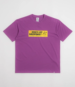 Unisex Option Nike ACG Canoe Sticker T-Shirt - Bold Berry