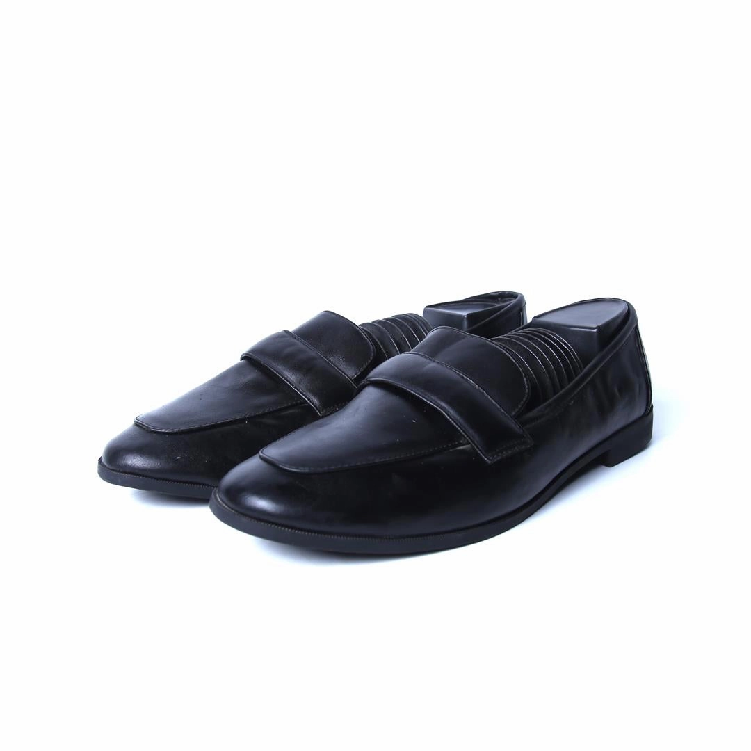 PRIMARK . Foam Footbed Speed Step