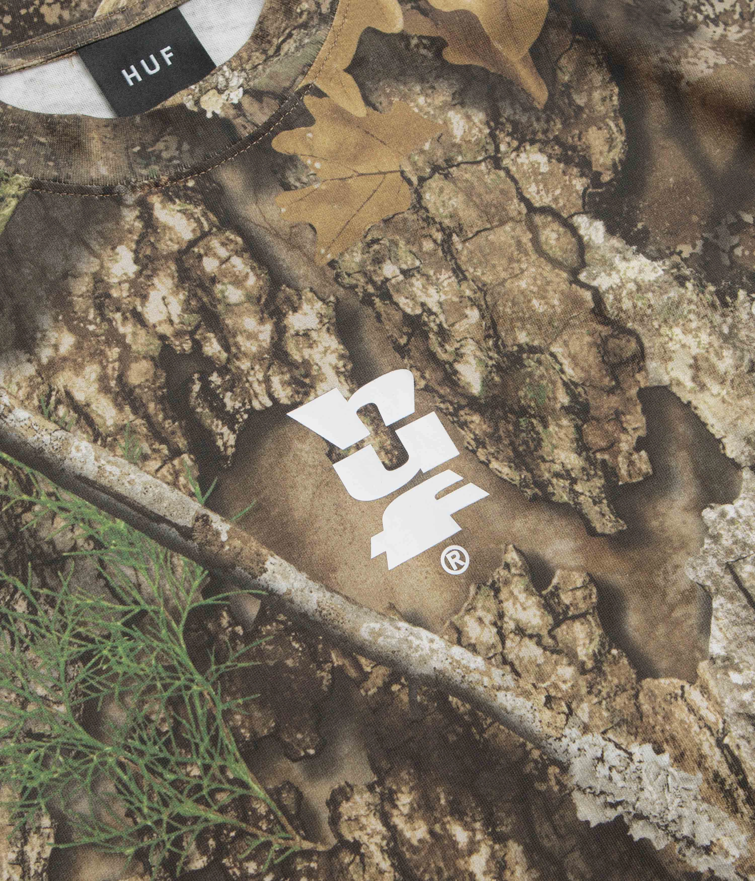 HUF Megablast T-Shirt - Realtree Suspenders loafers