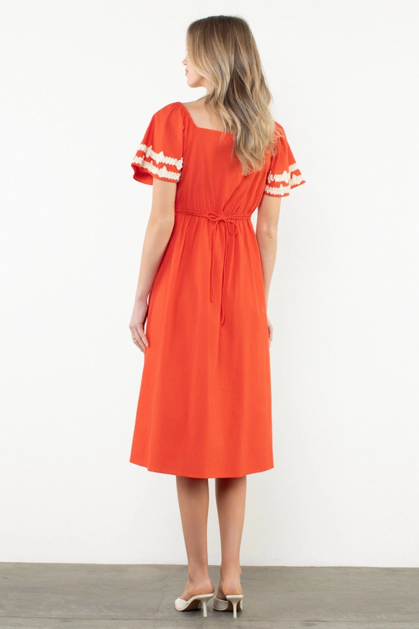 Long Lines MACY SHIRRED SLEEVE FRONT SLIT MIDI DRESS