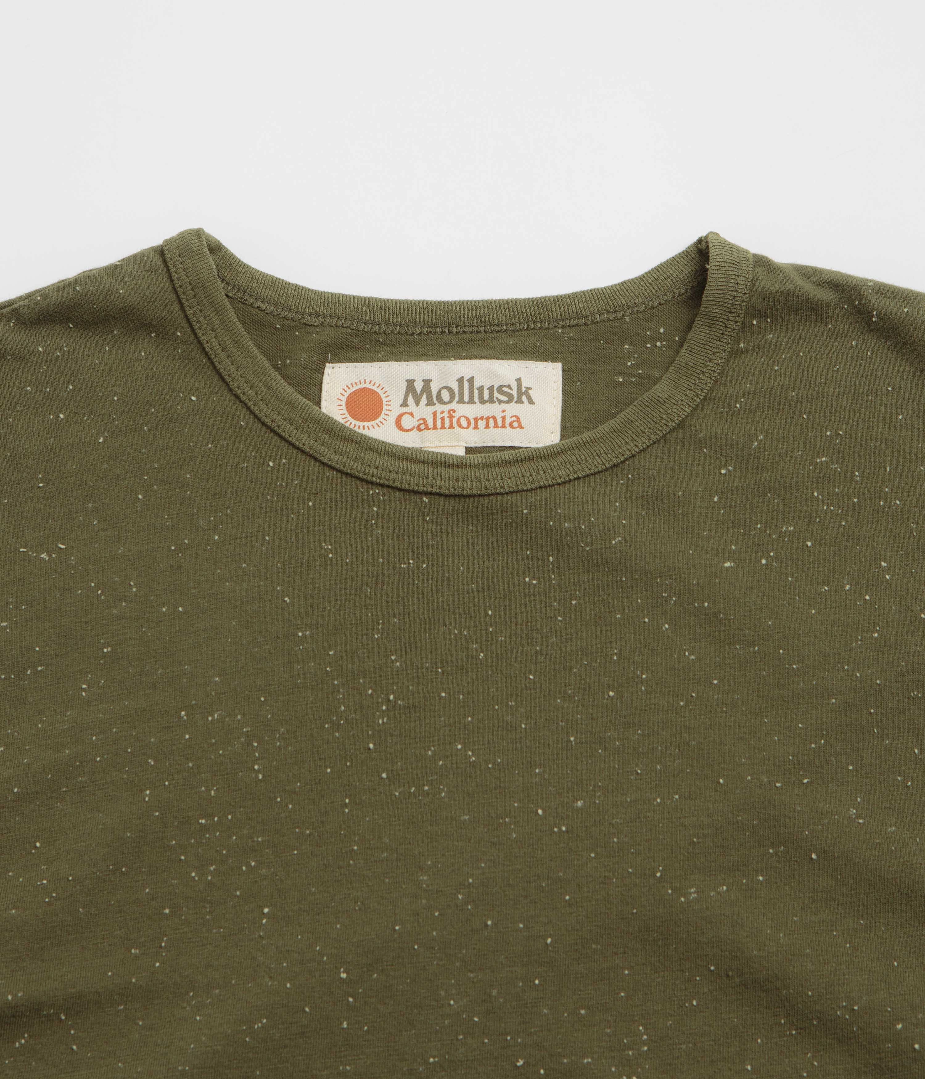 Modern Prints Yoga retreat Mollusk Cosmos T-Shirt - Dark Mash Green