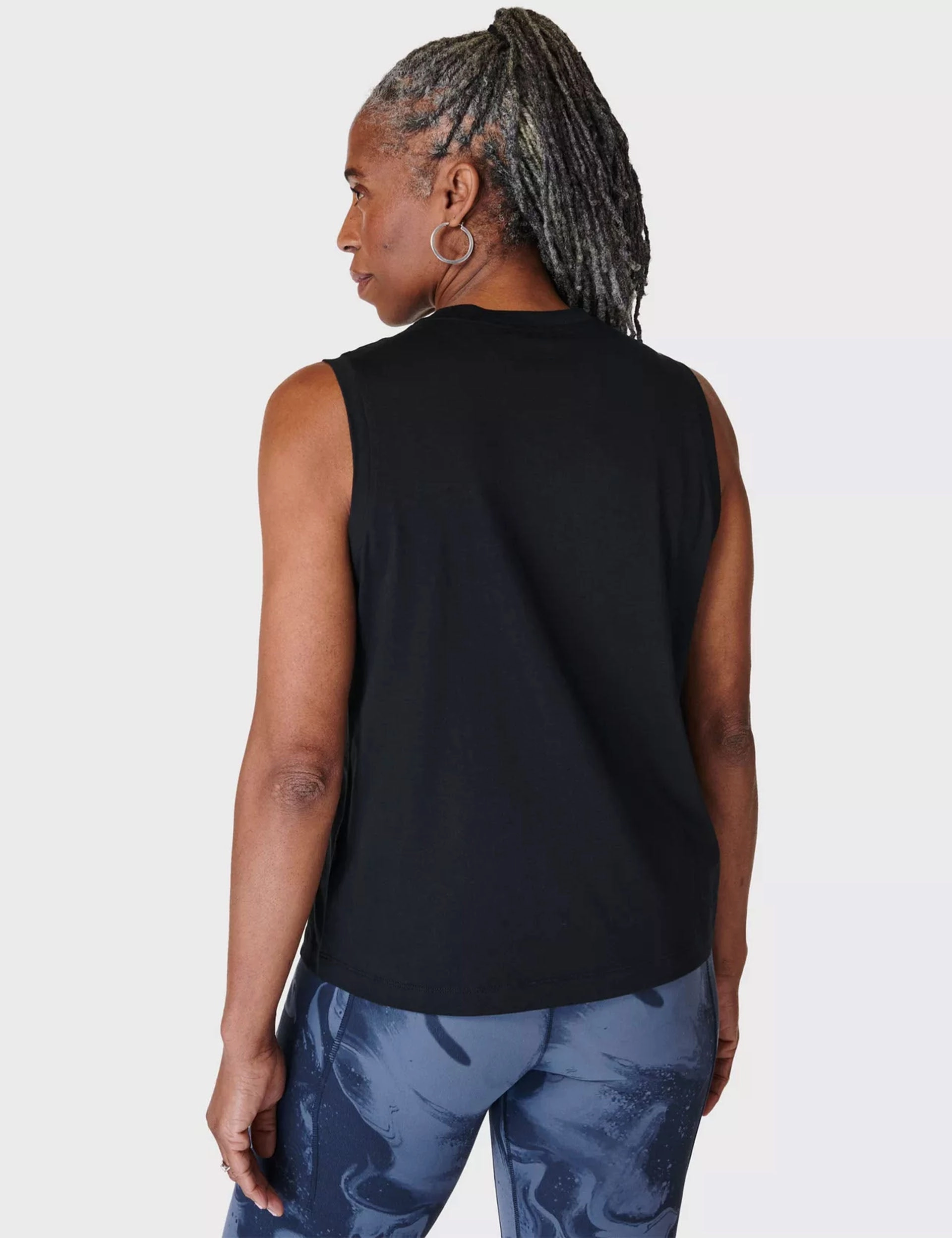Essential Sleeveless Vest - Black Loss - reduced Defense - focused