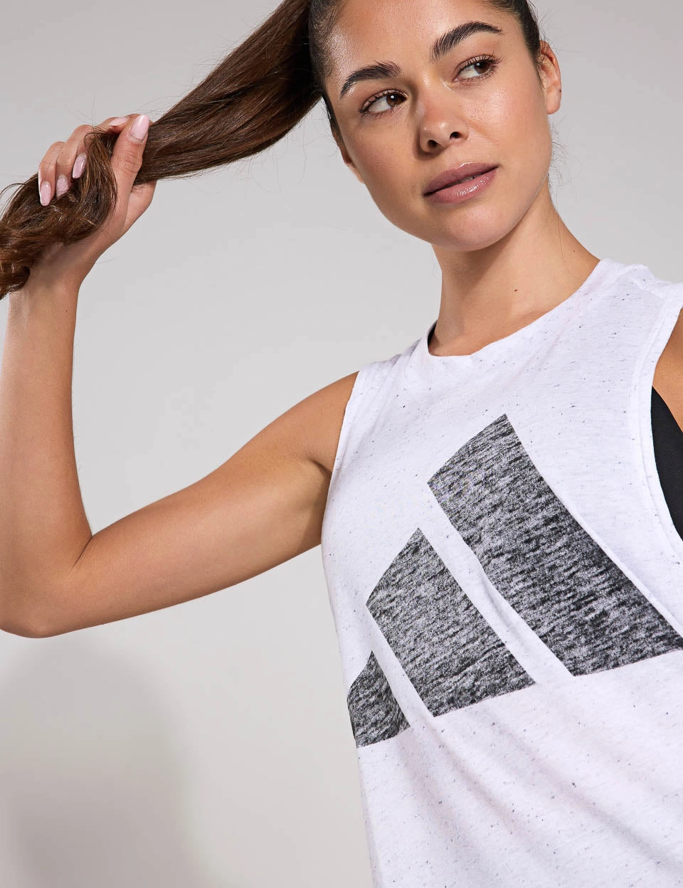 large - size wheels Essentials Winners Tank Top - White/Black