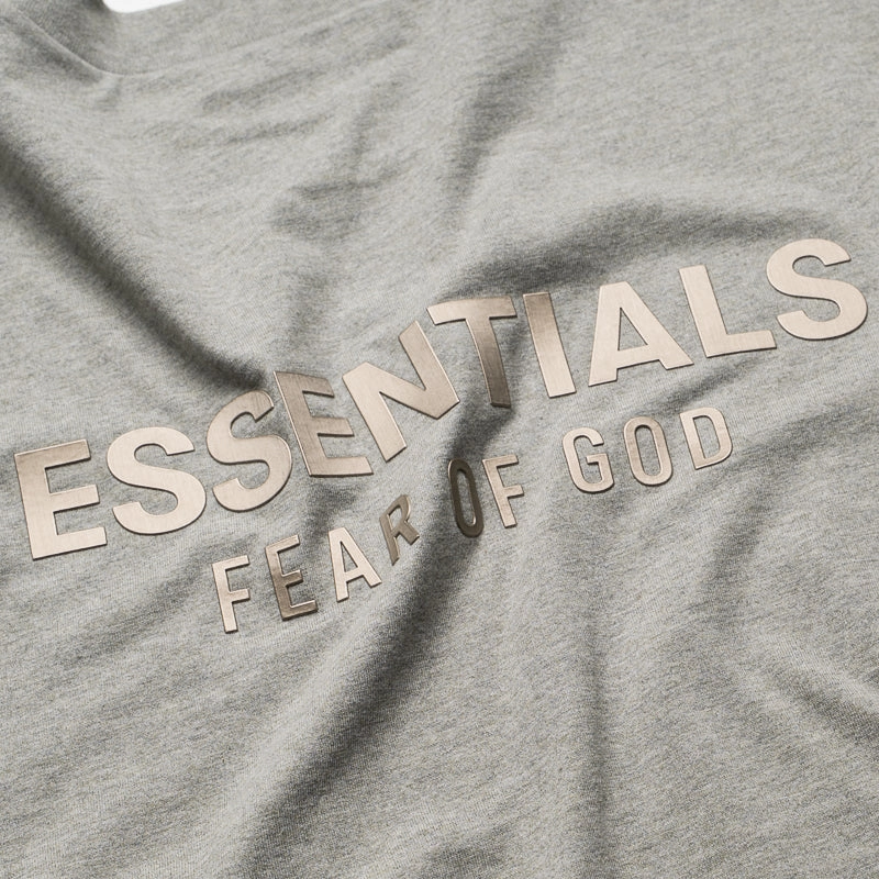 camping clothes Cool Touch Fabric Technology Fear Of God Essentials Classic Fit L/S Tee - Concrete Heather