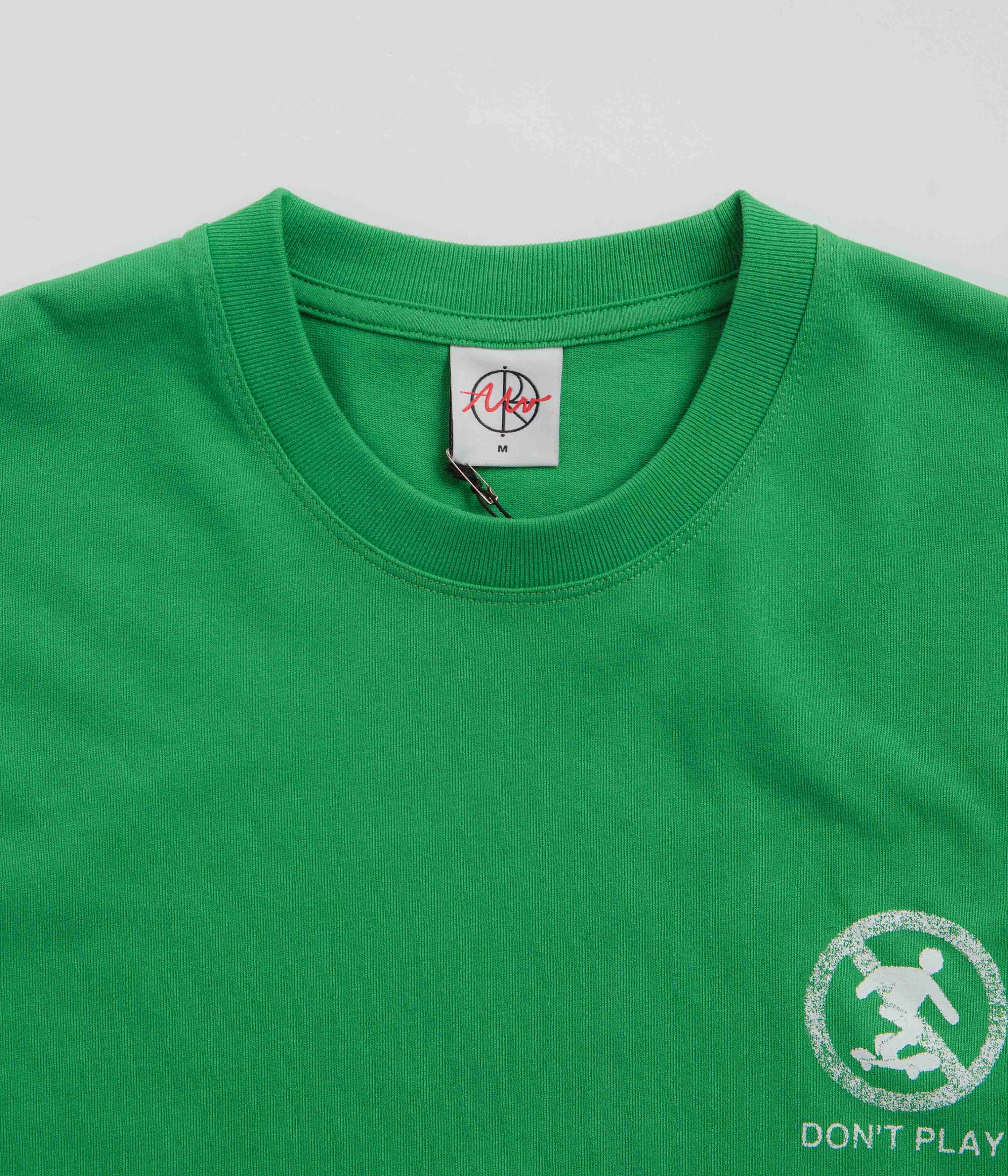 Polar Don't Play T-Shirt - Kelly Green statement details