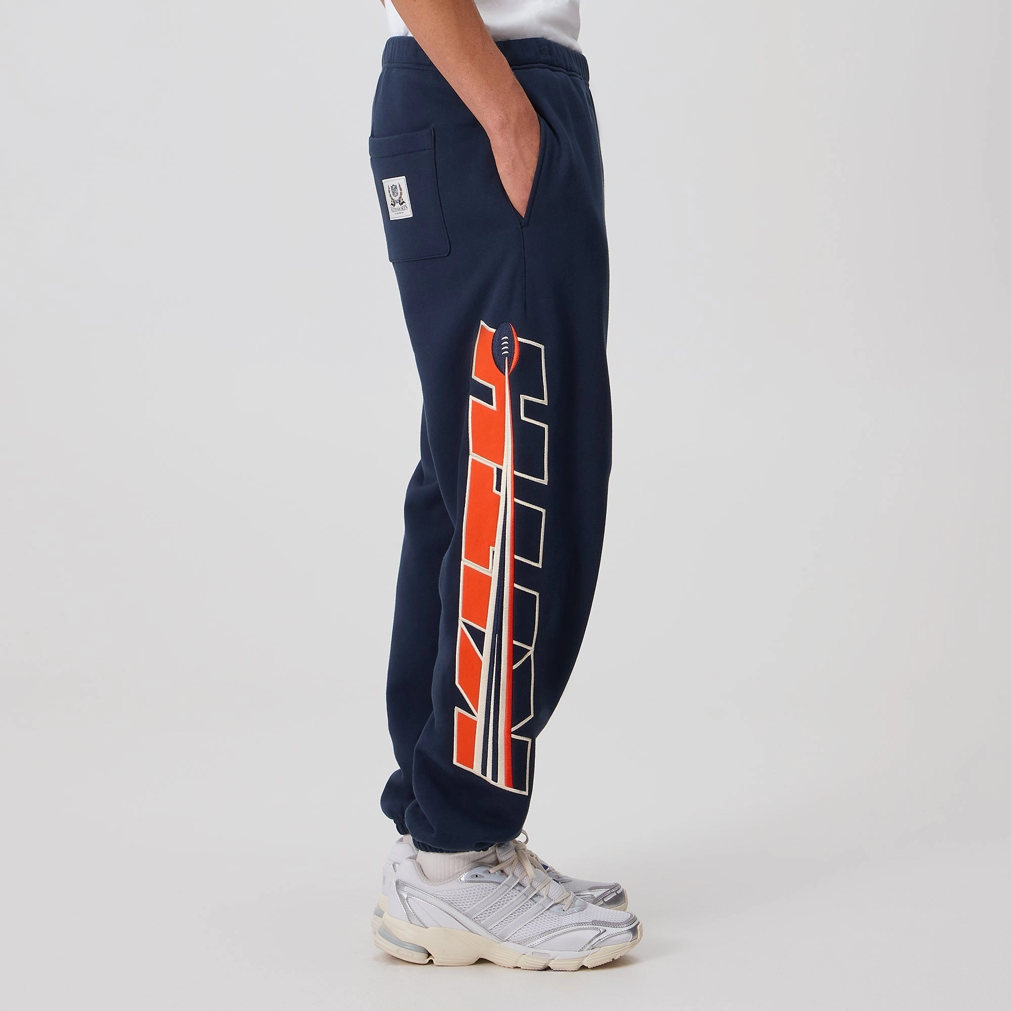 Kith for the NFL Chicago Bears Vintage Nelson Sweatpant - Nocturnal NonChafingLegs