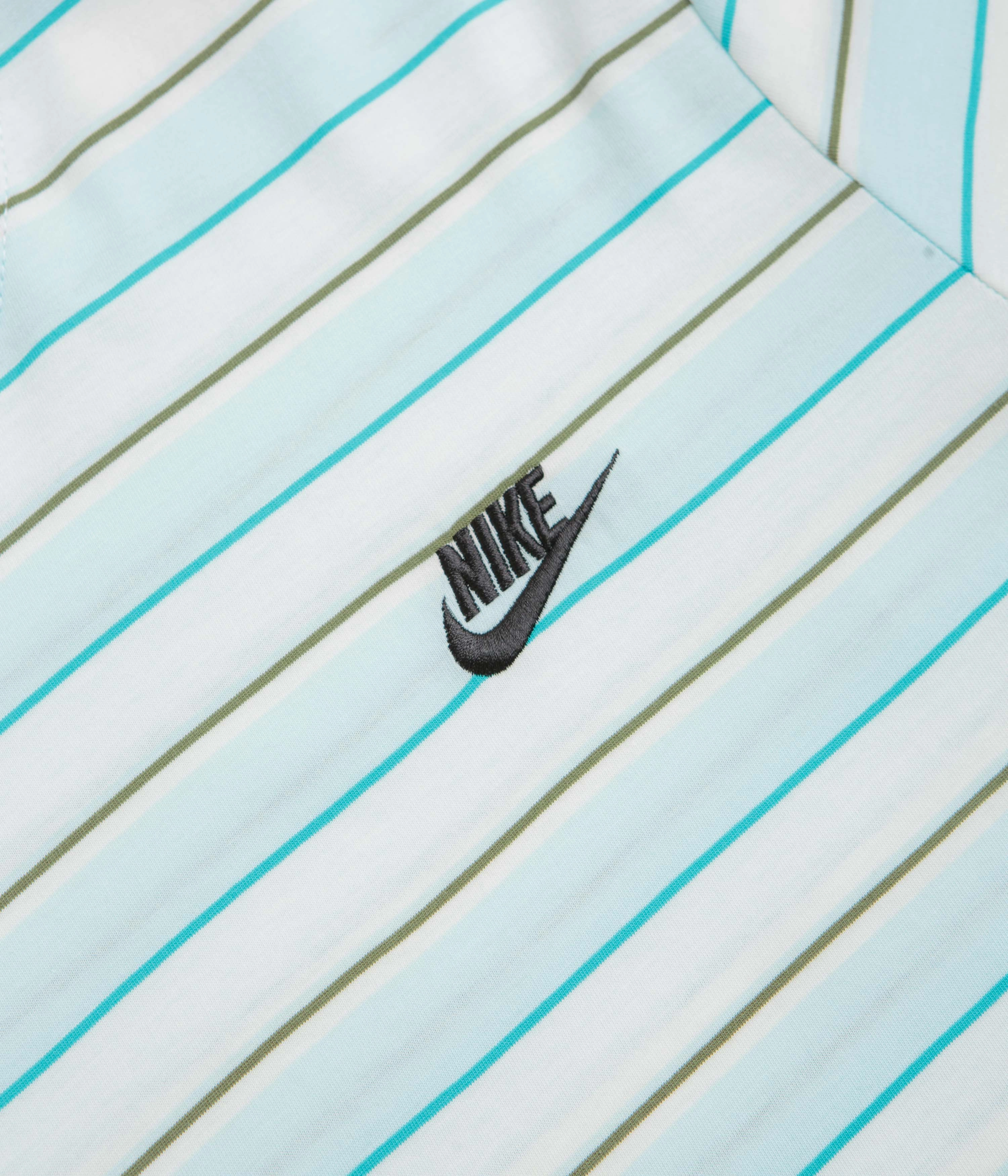Nike Stripe Club T-Shirt - Glacier Blue / Black family venue event solo venue event