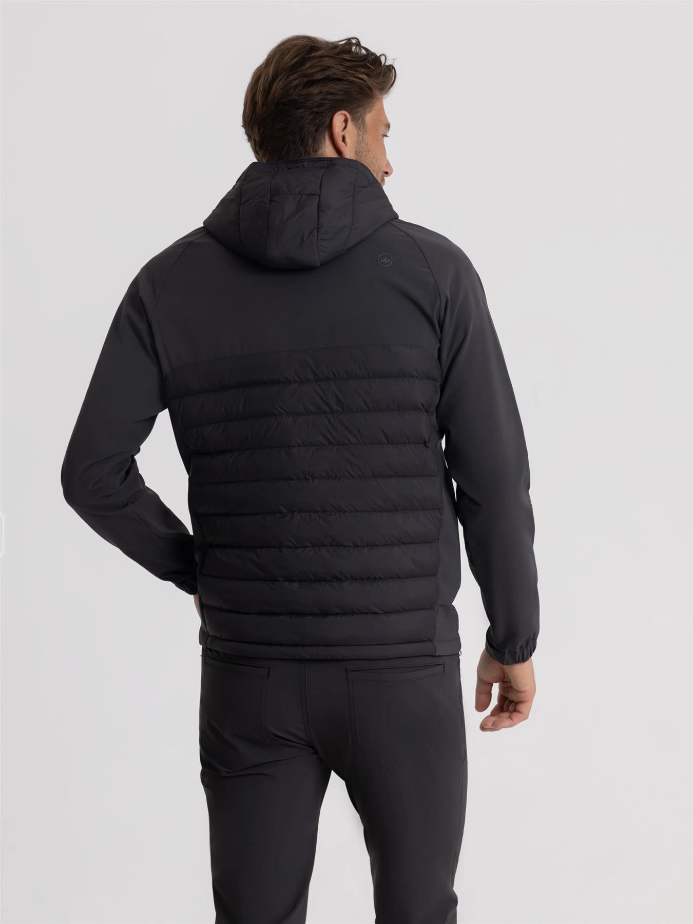 Apex Hybrid Hooded Jacket Carbon Black Fashion Vibe Keychain