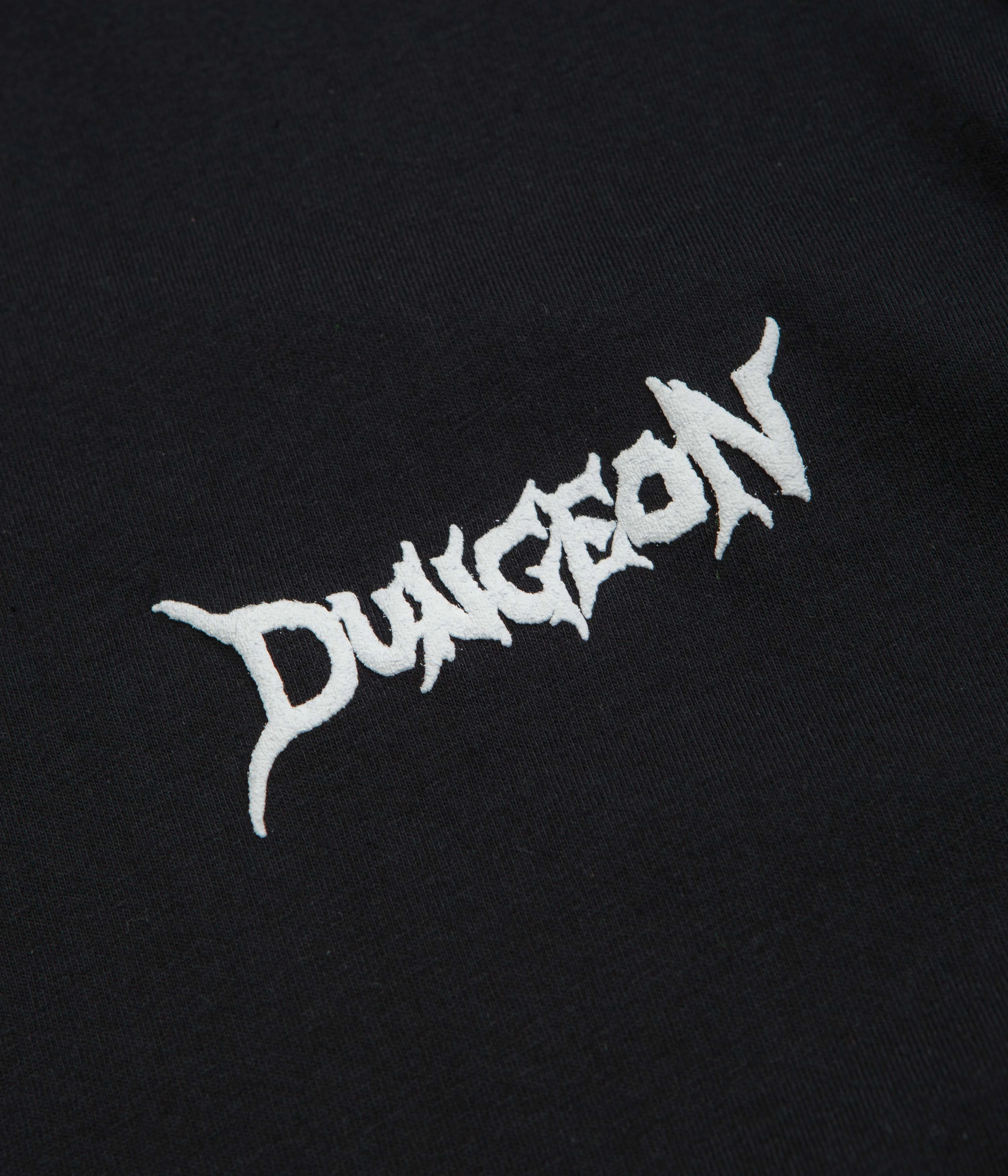 aquarium venue Dungeon Portcullis T-Shirt - Black / White