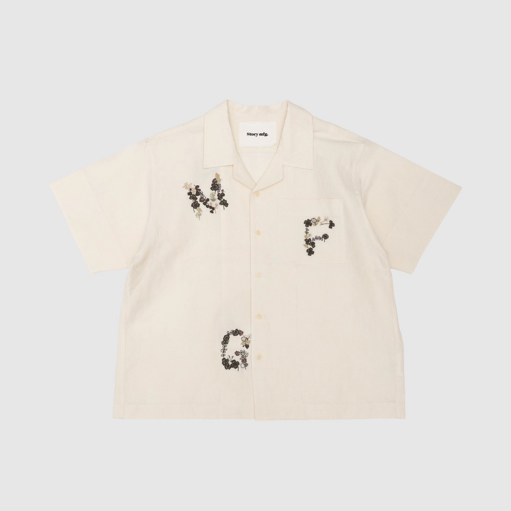 Smooth Finish Smooth Cotton Blend GREETINGS S/S SHIRT "CLOVER EMBROIDERY"