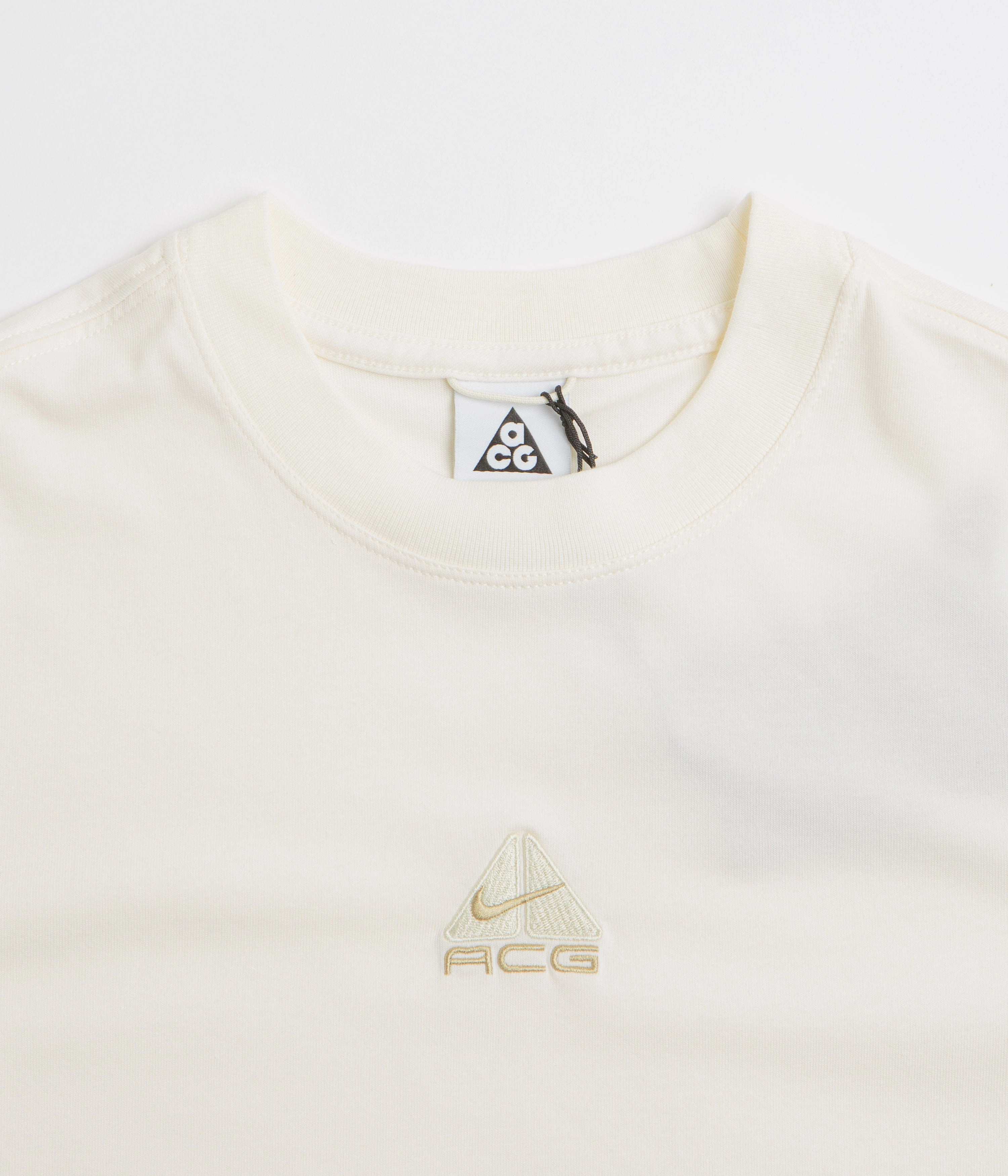NIke ACG Womens Baby Lungs T-Shirt - Pale Ivory / Light Khaki / Parachute Beige Exclusive Design