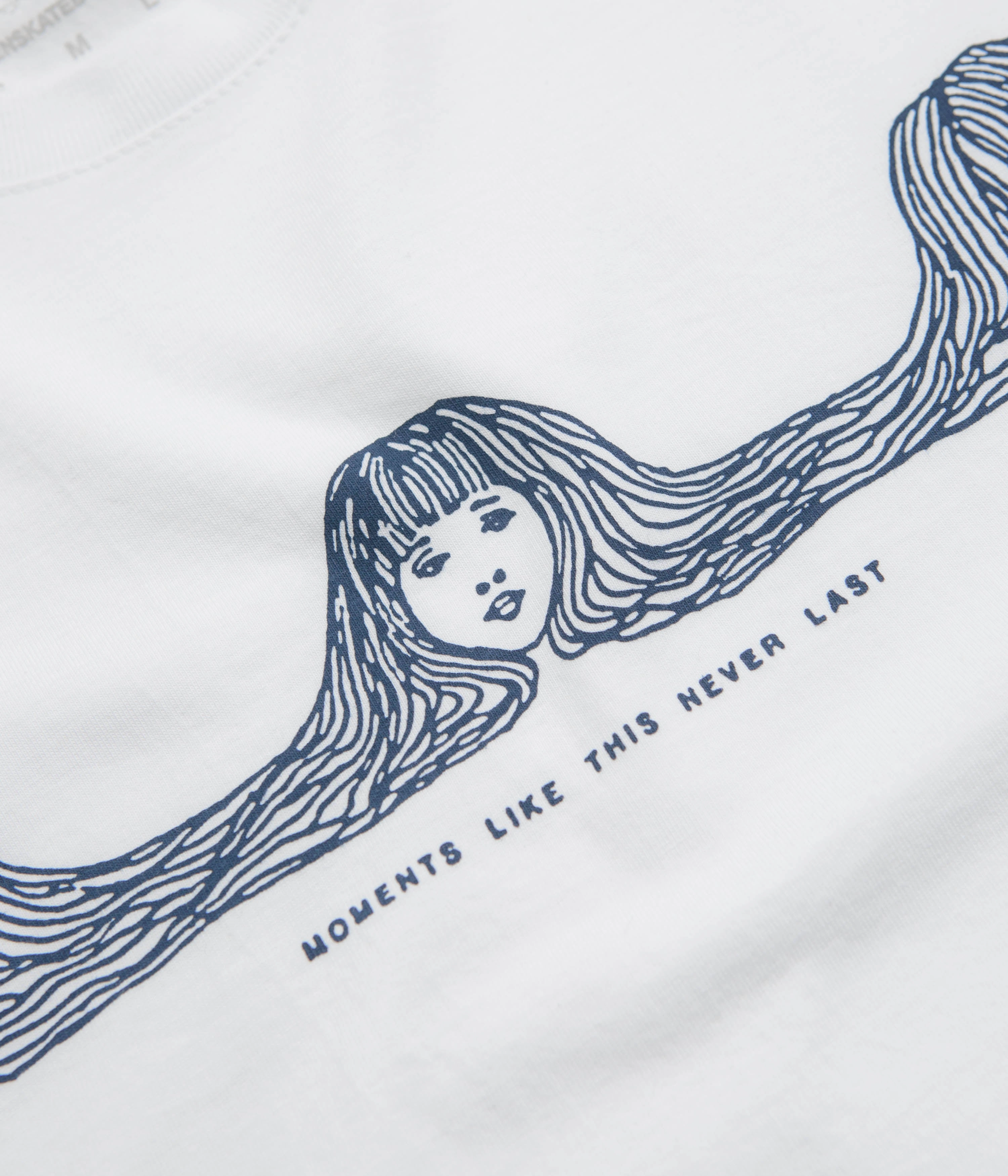 Pullover Garden Moments T-Shirt - White