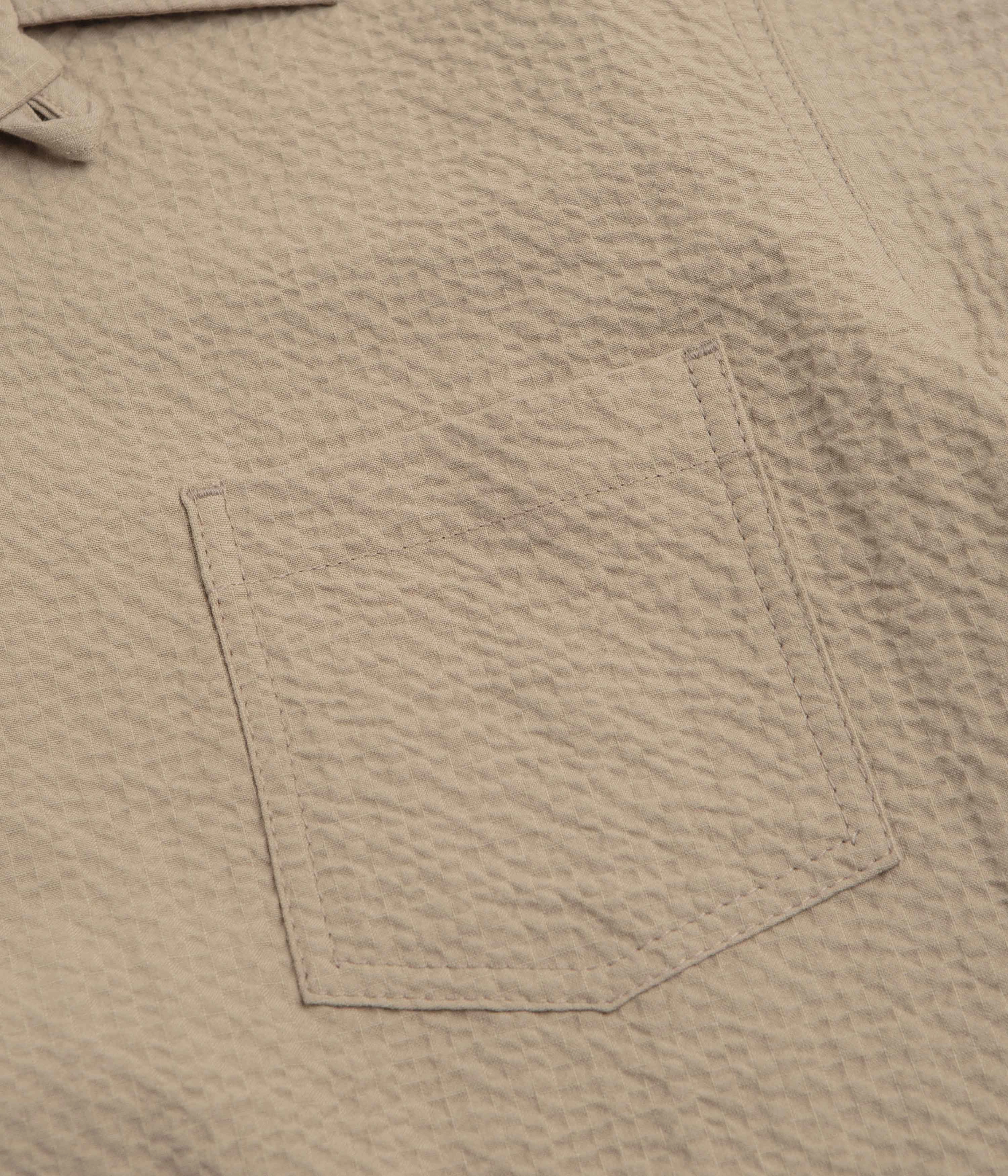 Year-Round Favorite Howlin' Cocktail Short Sleeve Shirt - Biscuit Seersucker