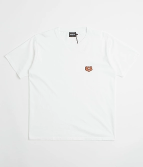 Howlin' Shaggy Bear T-Shirt - White Guys' night out sports scene