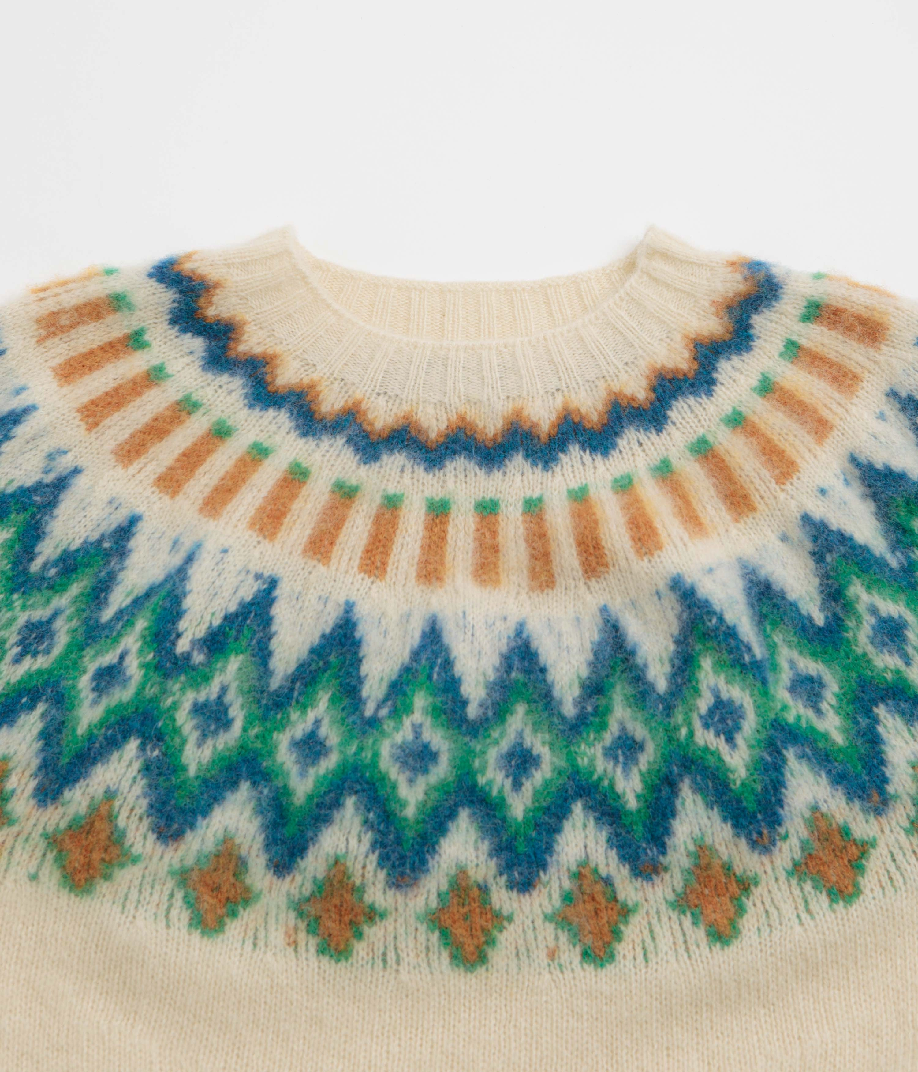 Chill Comfort Howlin' Womens Disco Circus Sweatshirt - Ecru