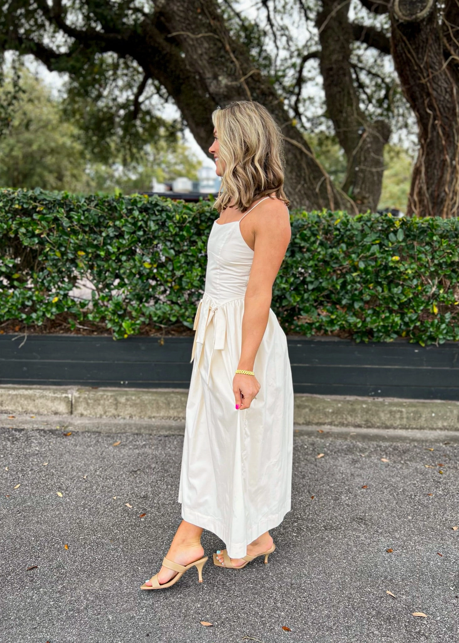 Easy to Wear Casual Feel MADDIE DROP WAIST MIDI DRESS