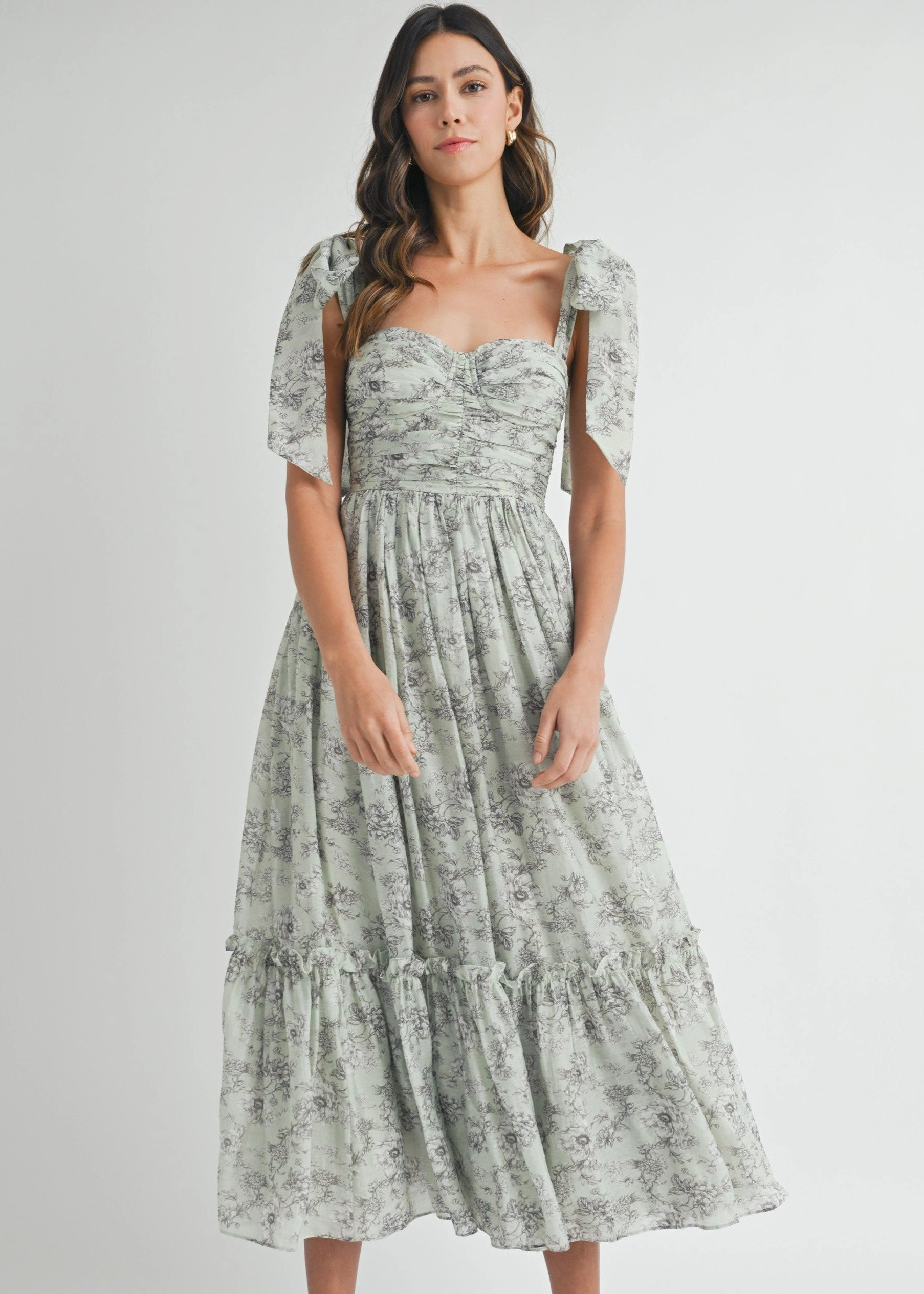 GEMMA FLORAL RUCHED MIDI DRESS confident look