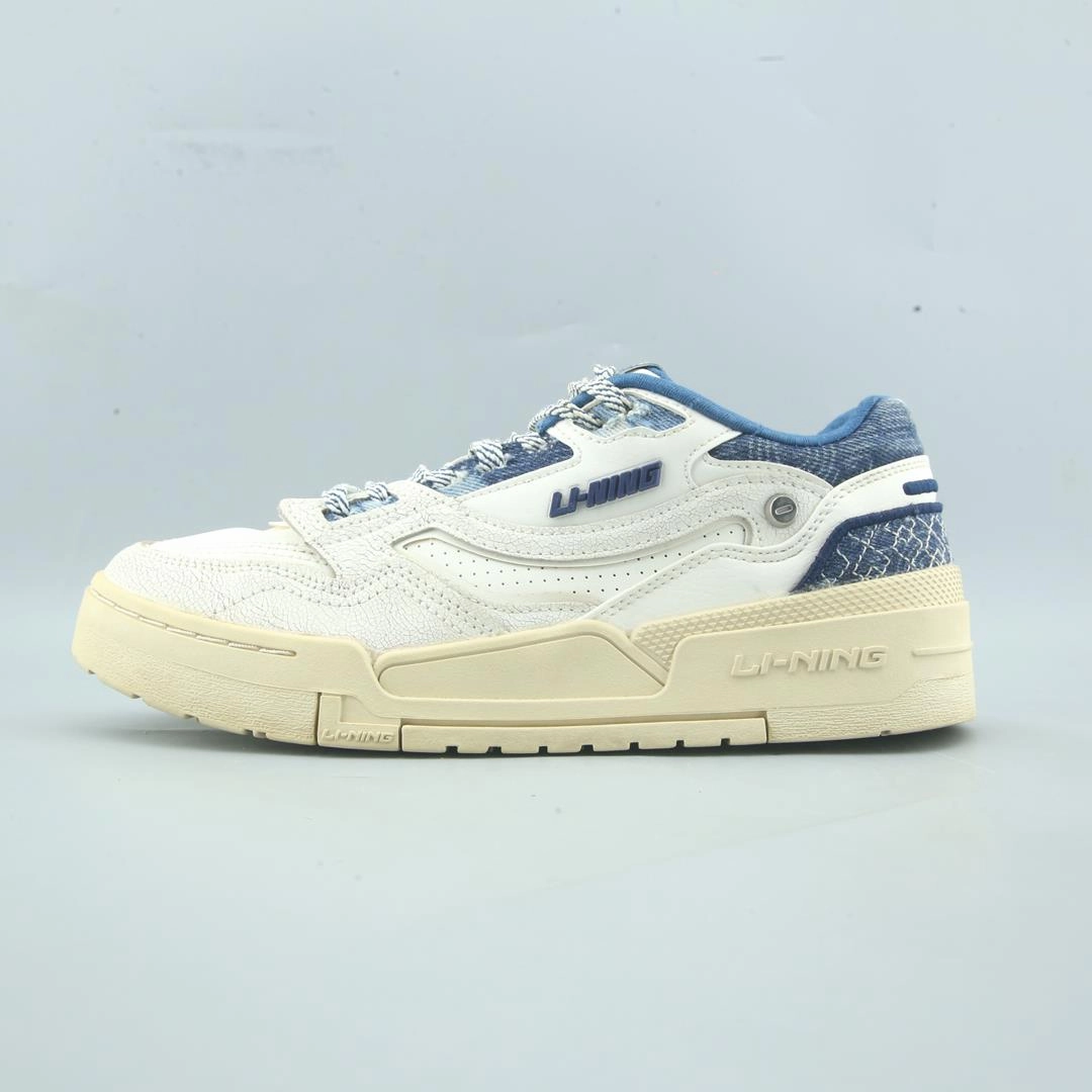 LI-NING 001 BTC Slip-On Style