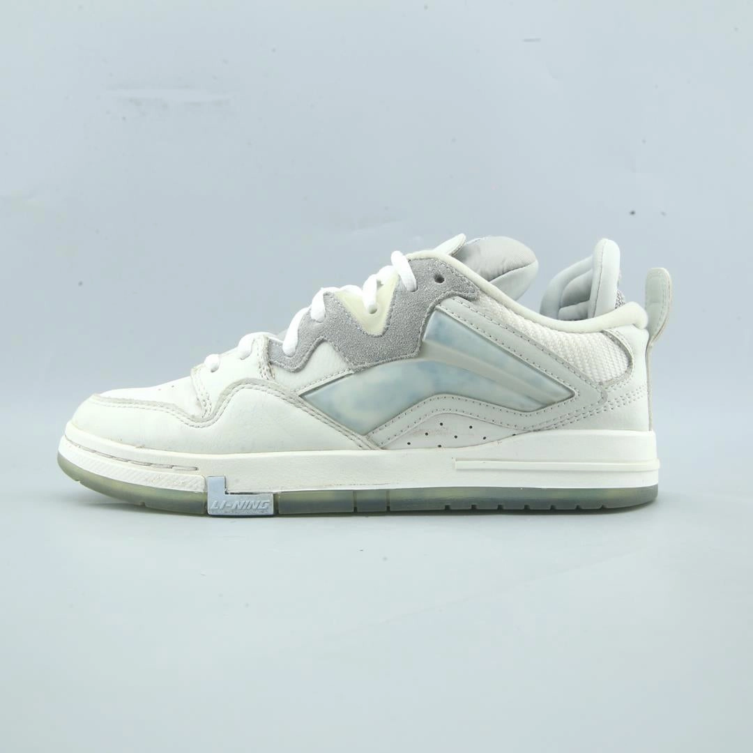 Comfort Function Modern Feel LI-NING WAVE PRO