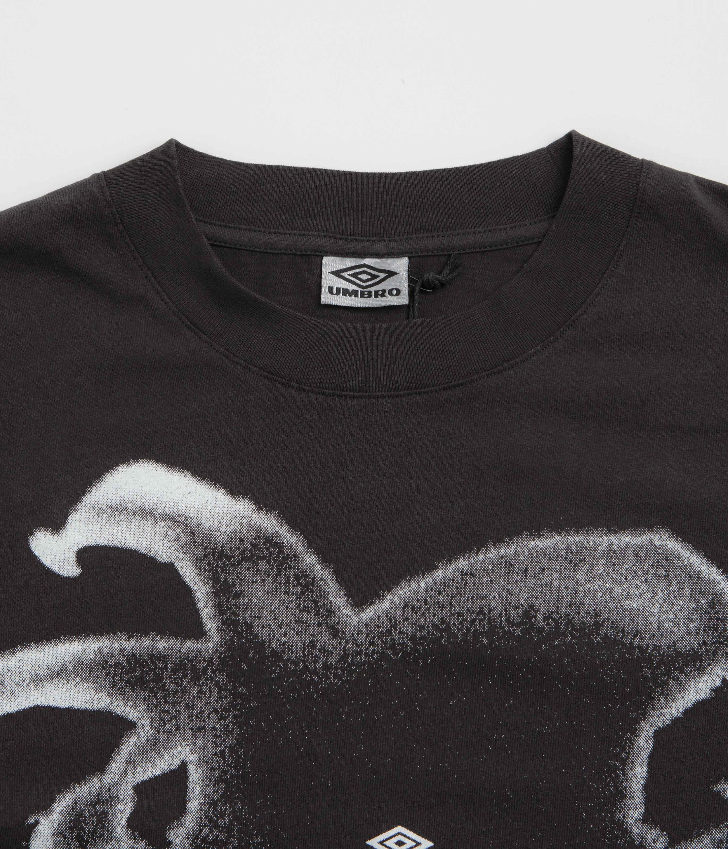 hiking venue Umbro Lasered Jester T-Shirt - Black