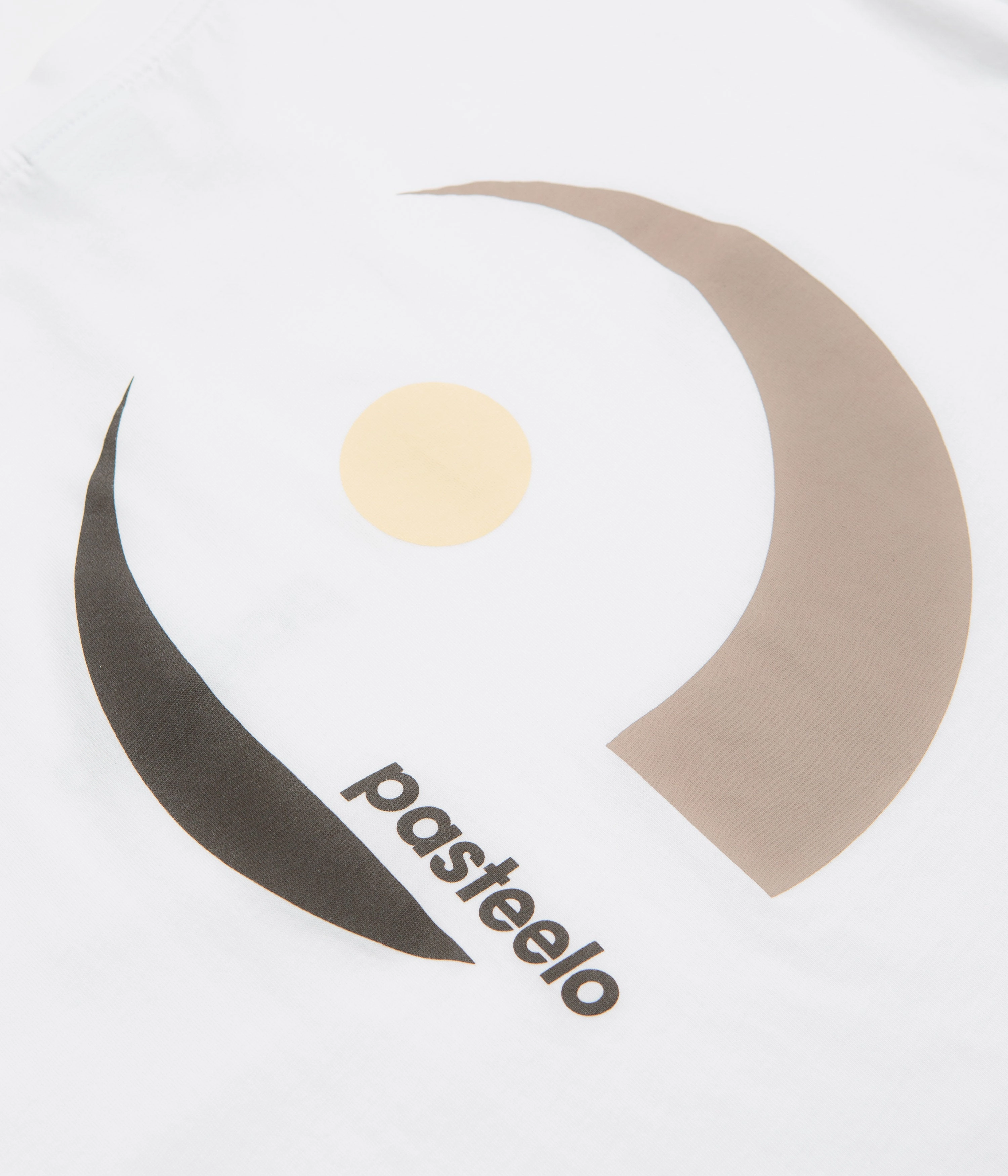 Pasteelo Play T-Shirt - White Button Down