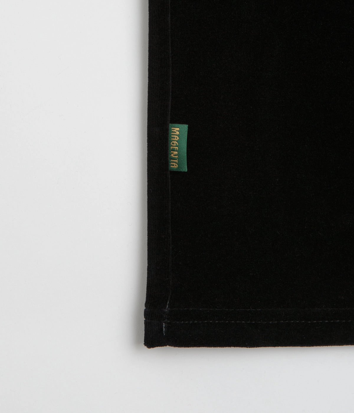 Sleeveless Magenta Velours Pocket T-Shirt - Black