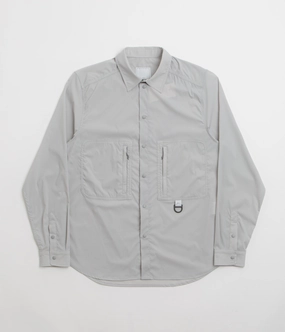 Non Irritating Tags Neutral Tones Cayl Stretch Nylon Hiker Shirt - Light Grey