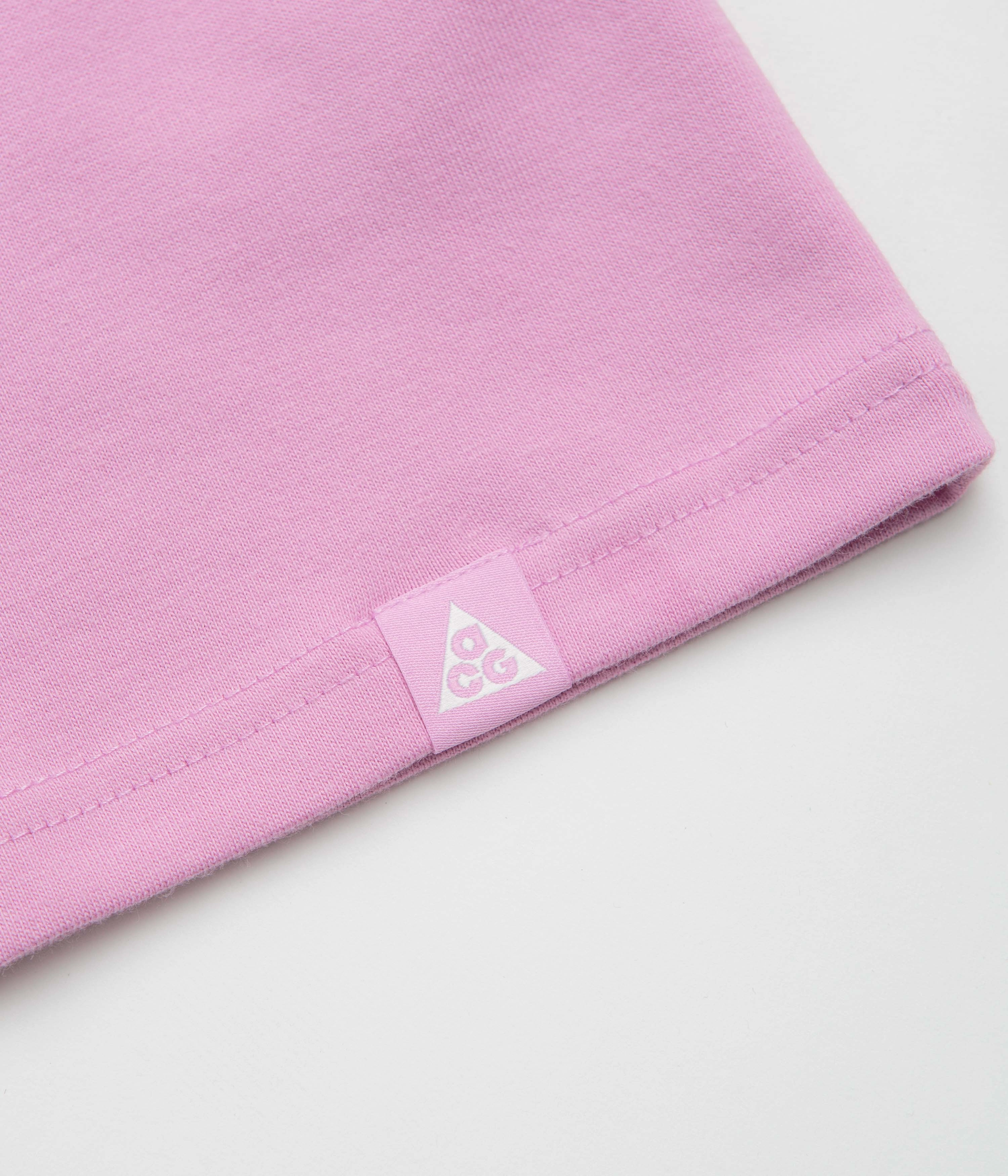 Wide waistband martial arts Nike ACG Frontier T-Shirt - Beyond Pink
