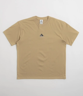 V neck Bohemian Nike ACG Lungs T-Shirt - Parachute Beige