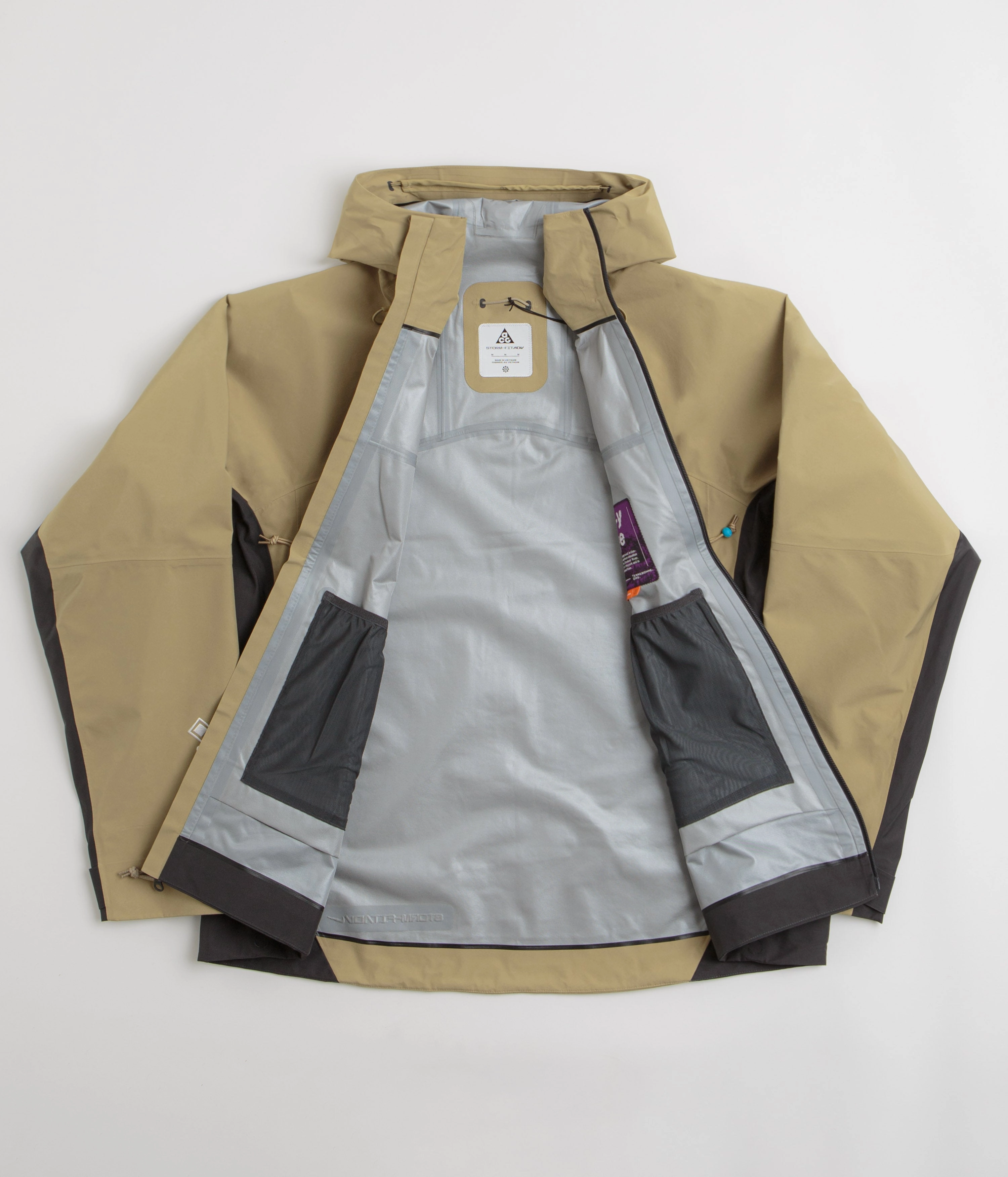 Nike ACG Misery Ridge Jacket - Parachute Beige / Anthracite / Summit White Flexible Shoulder Mobility Jog