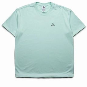 draping Groom attire Nike ACG Mystery Lights Tee - Mint Foam