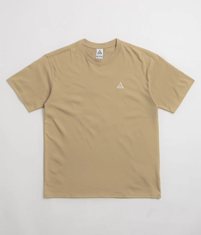 Nike ACG Tri Logo T-Shirt - Parachute Beige fringe wide-leg pants silhouette